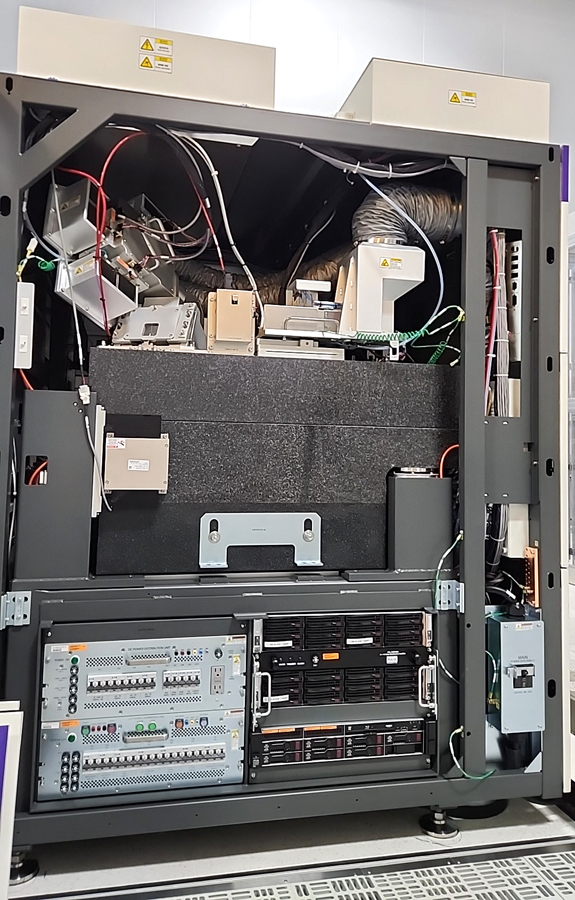 Used 2022 KLA Altair 8920i AOI Tool