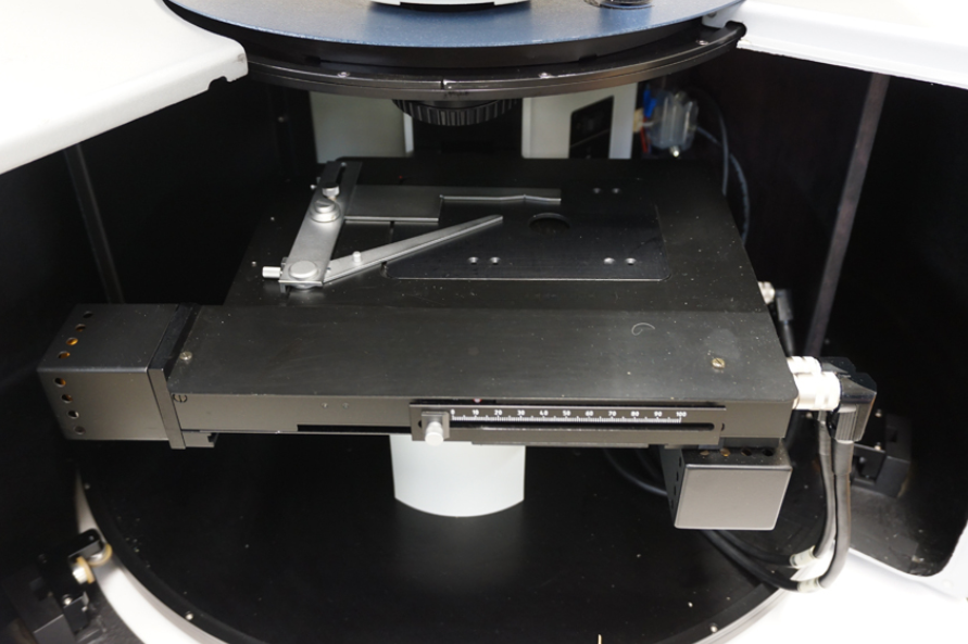 Used Bruker Senterra R200L RAMAN microscope with Olympus BX51 microscope and motorized XY stage