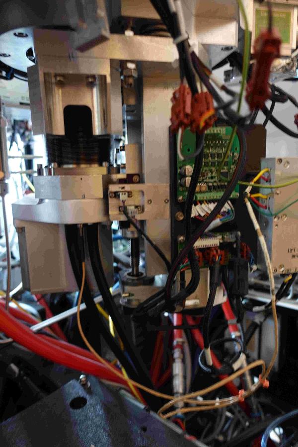 Used 2012 AMAT 3 DXZ/CXZ Chambers for Centura/P5000