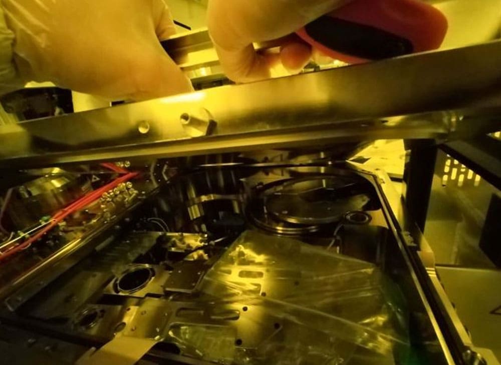 Used 2001 HITACHI S-9220