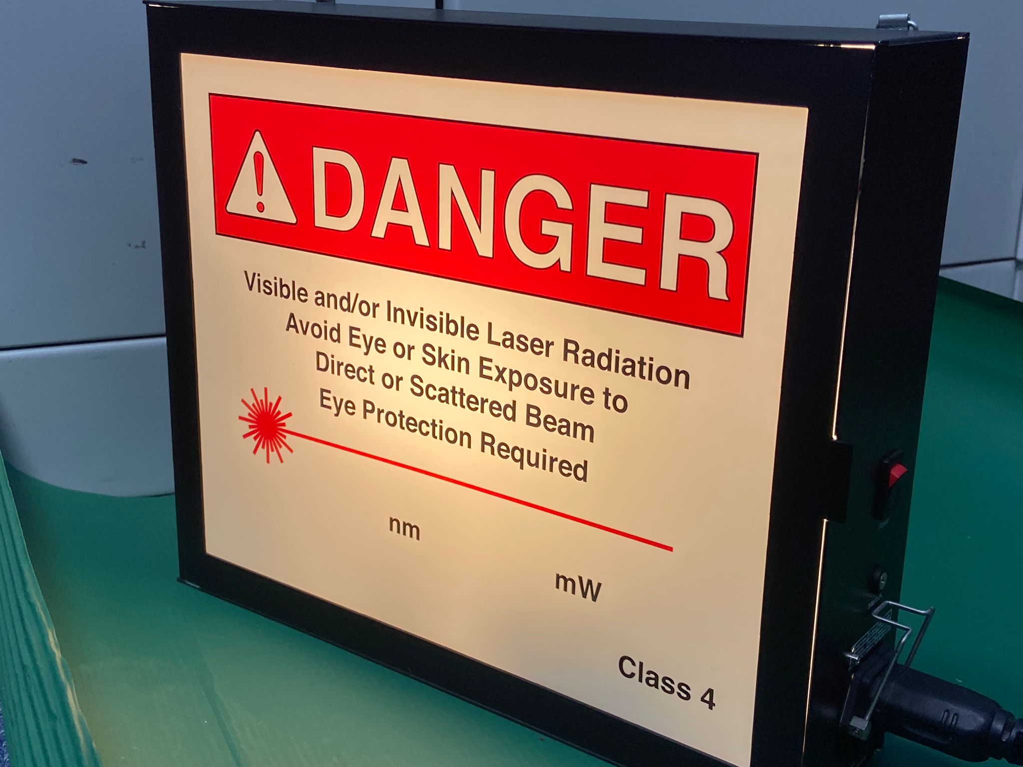 Used Thorlabs LSL10-EC