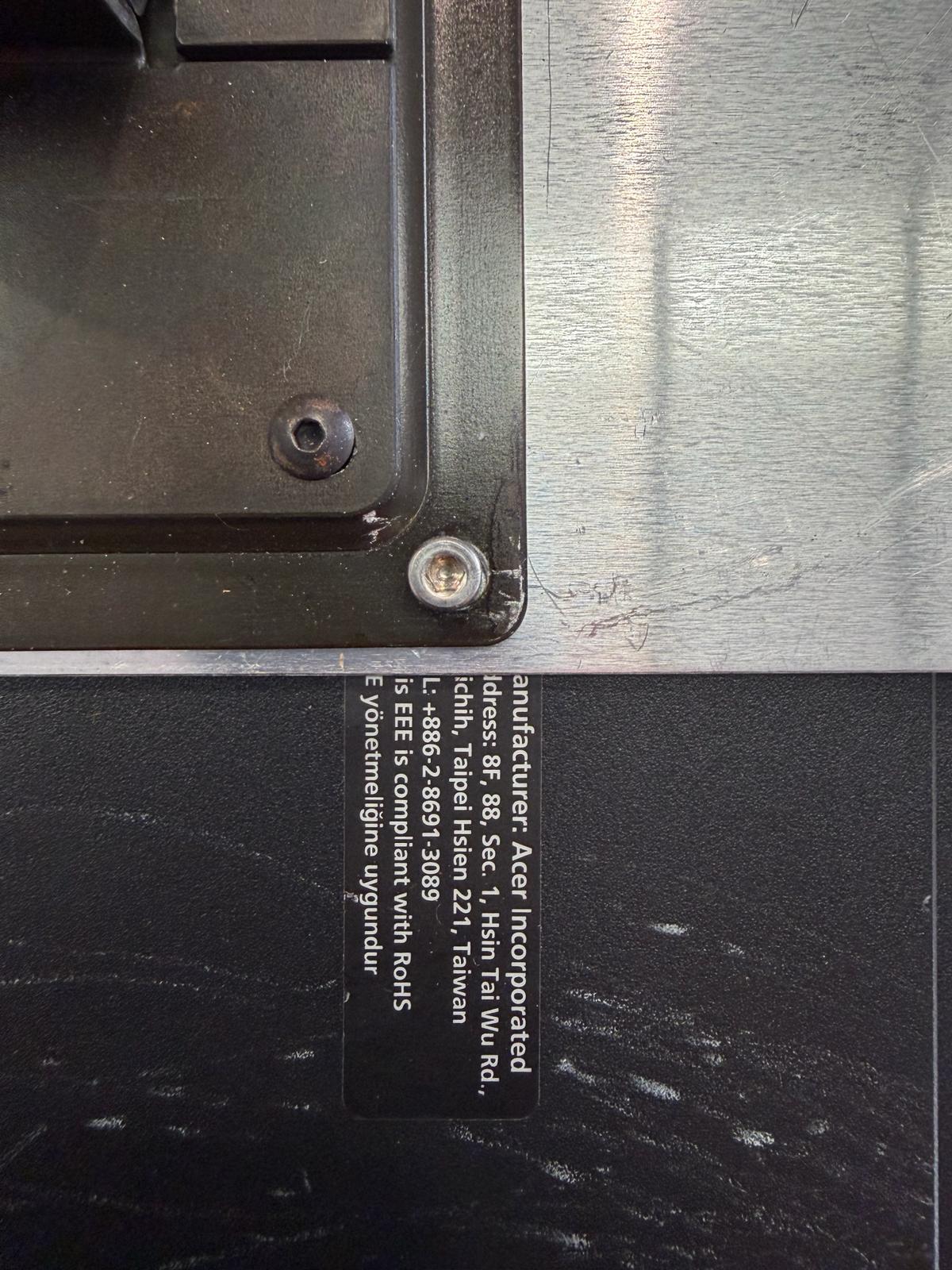 Used 2011 Acer V173 Monitor