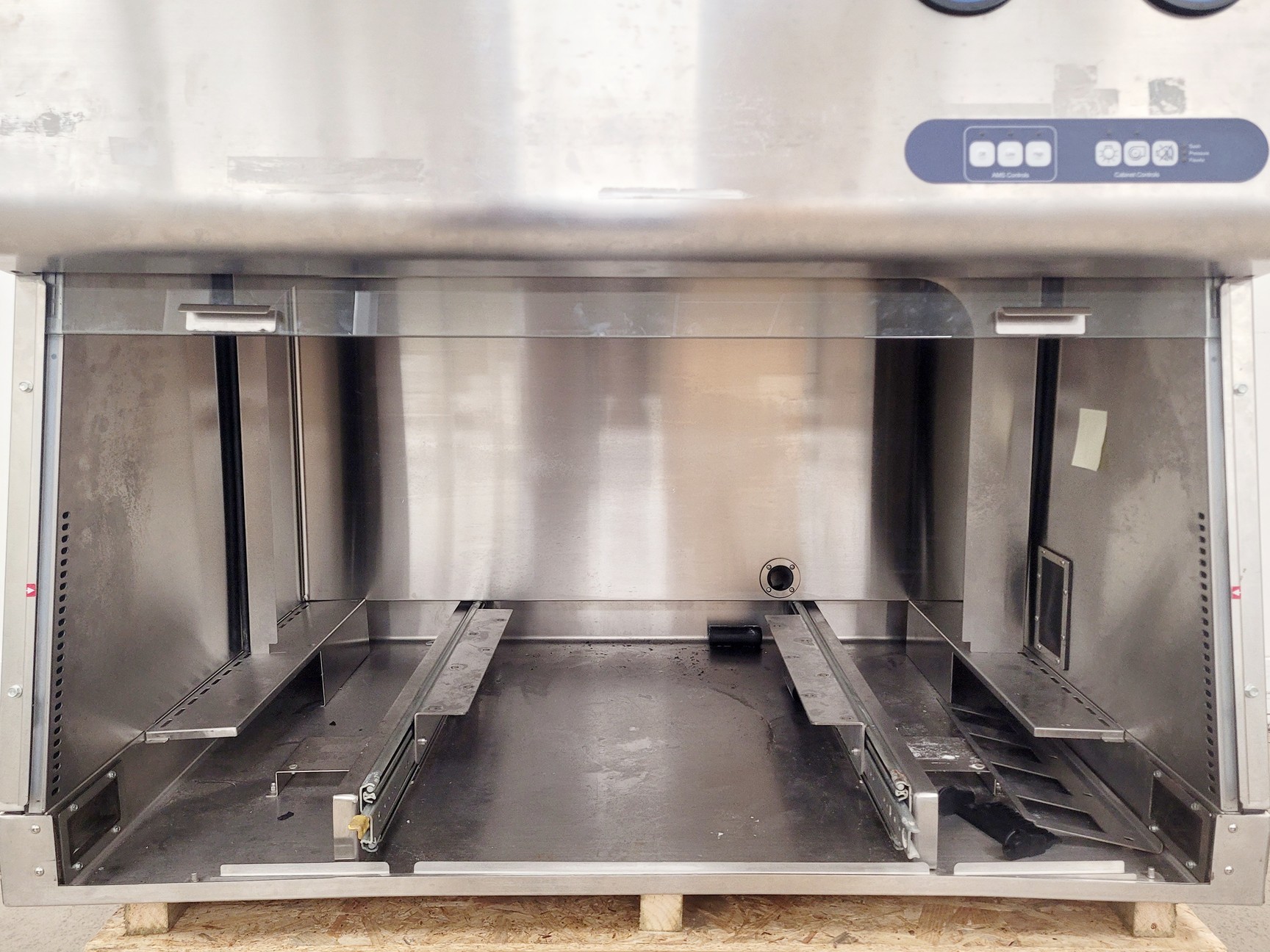 Used 2015 BD FACSAria Fusion Cell Sorter SORP w/ BD-400 Biosafety Cabinet & Accessories