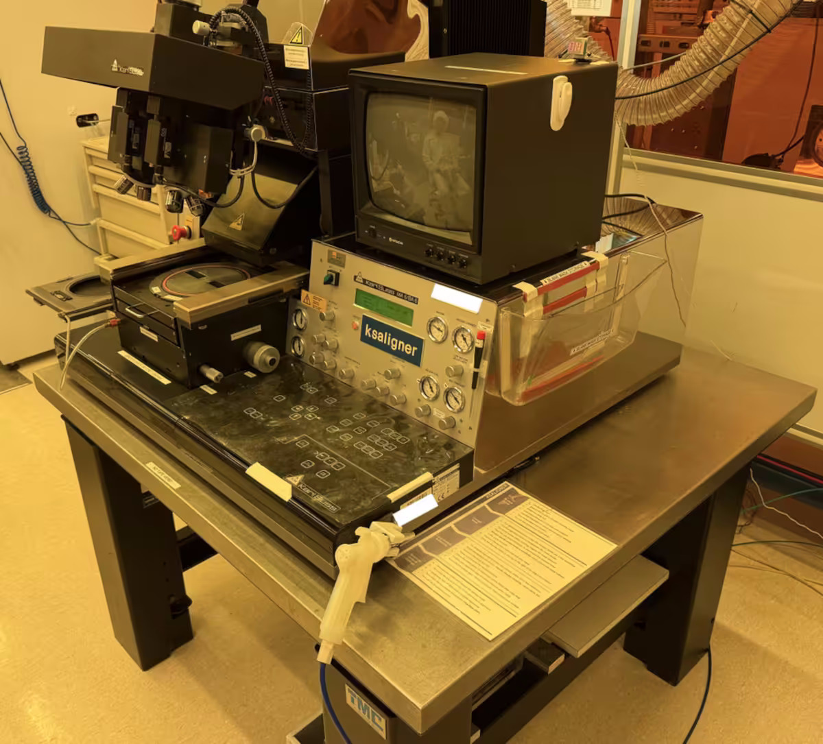Used 1998 Karl Suss Microtec MA6 BA6 TSA BSA Mask Aligner