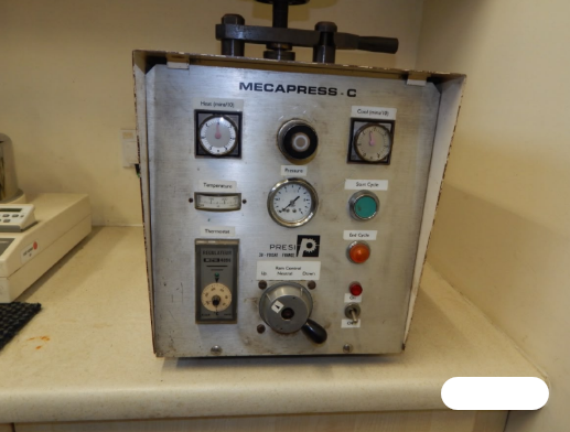 Used Presi Pneumatic Mounting Press