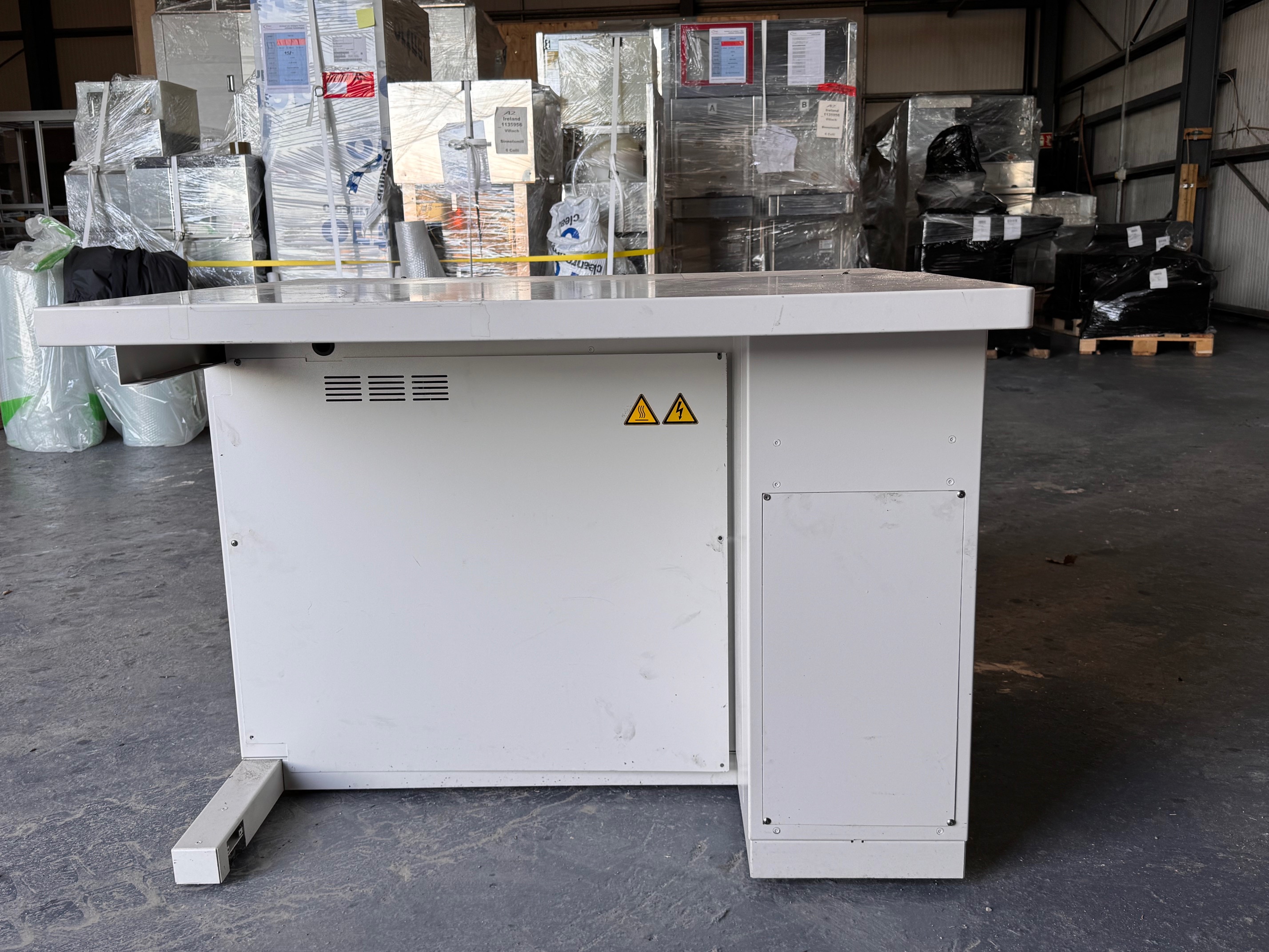 Used HITACHI S-3000N