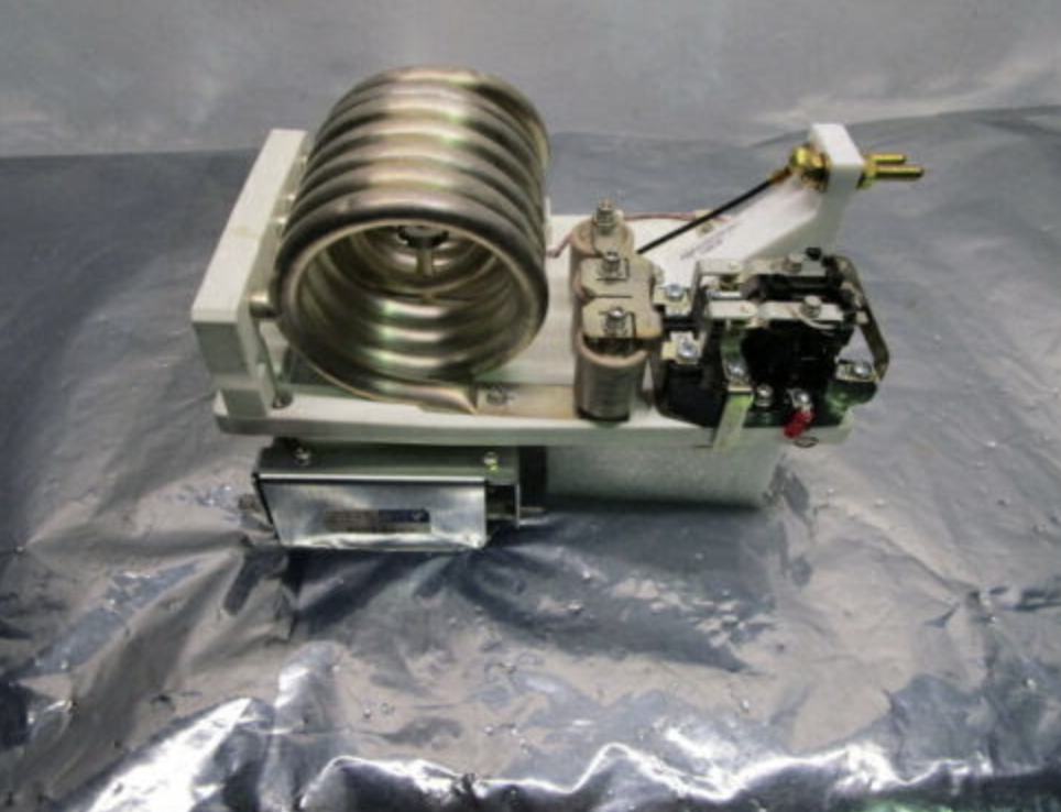 Used LAM RF MATCH ASSY 853-015130-503-B, RF MATCH GEAR DRIVE, 713-015175-001