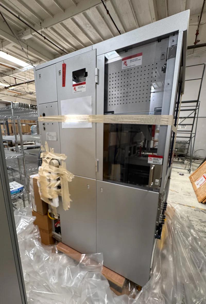 Used ADT 8030 Dicing Saw 50" to 200"