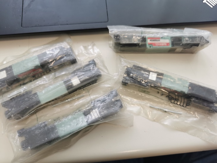 Used NUMATICS M10SS500M Solenoid Valve 12V DC