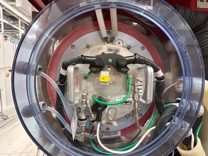 Used 2000 AMAT MS9 E500 EHPI