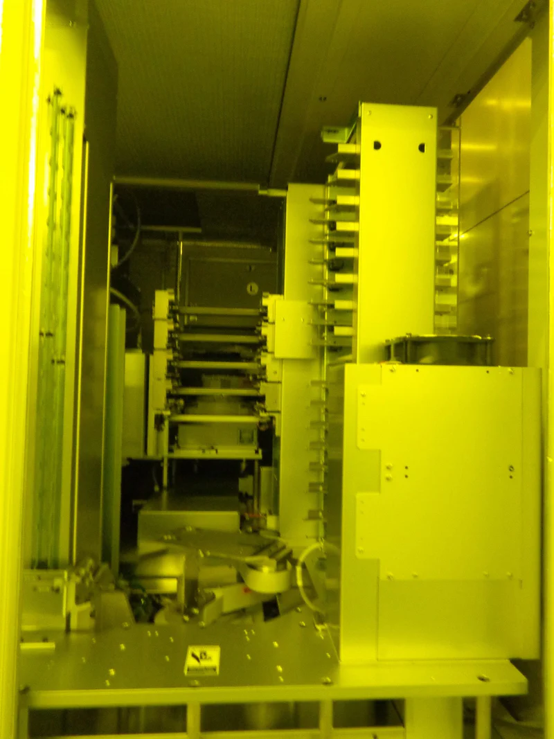 Used 2000 Canon FPA 3000 iW Stepper