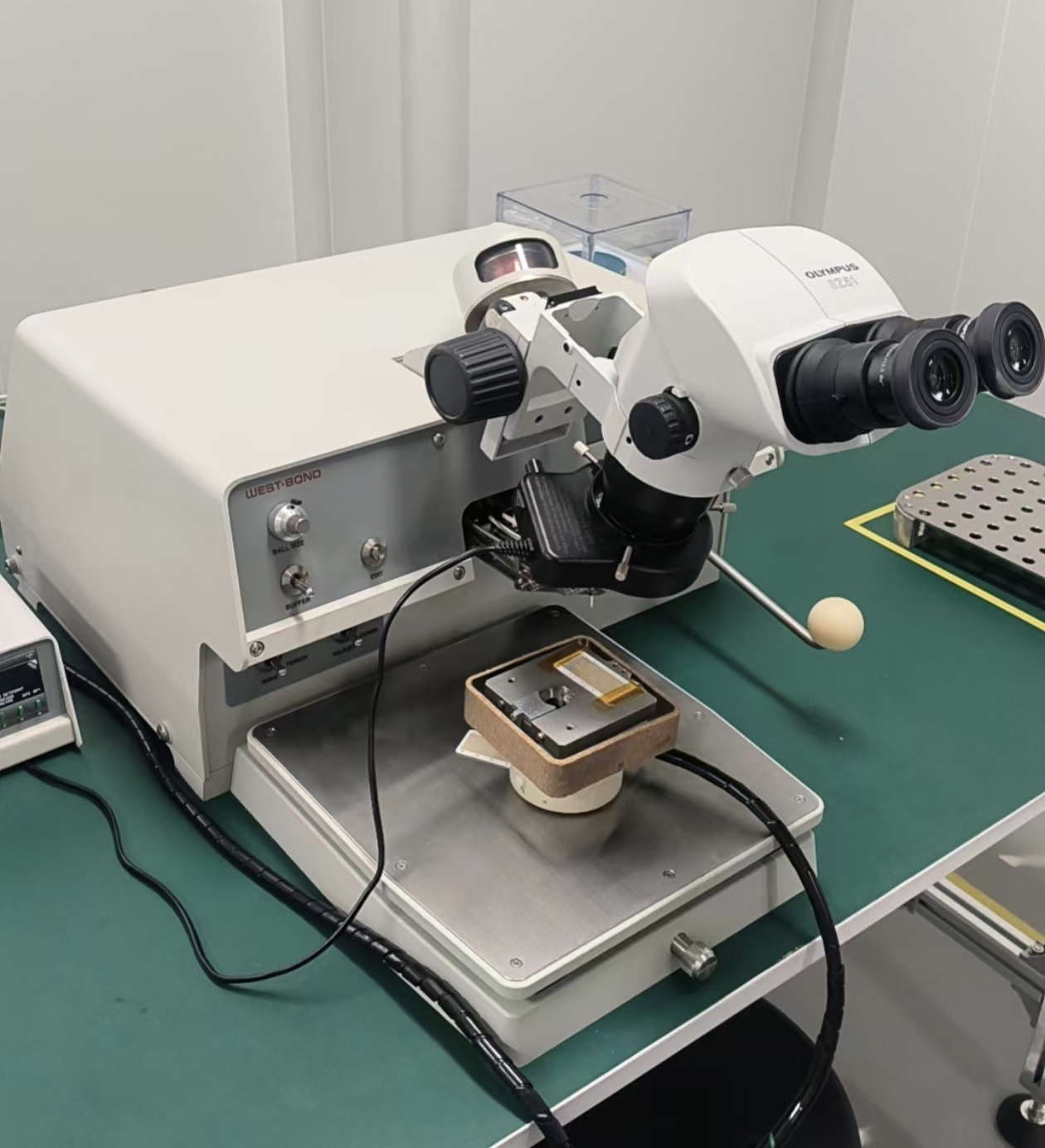 Used Westbond 7700D Bonder