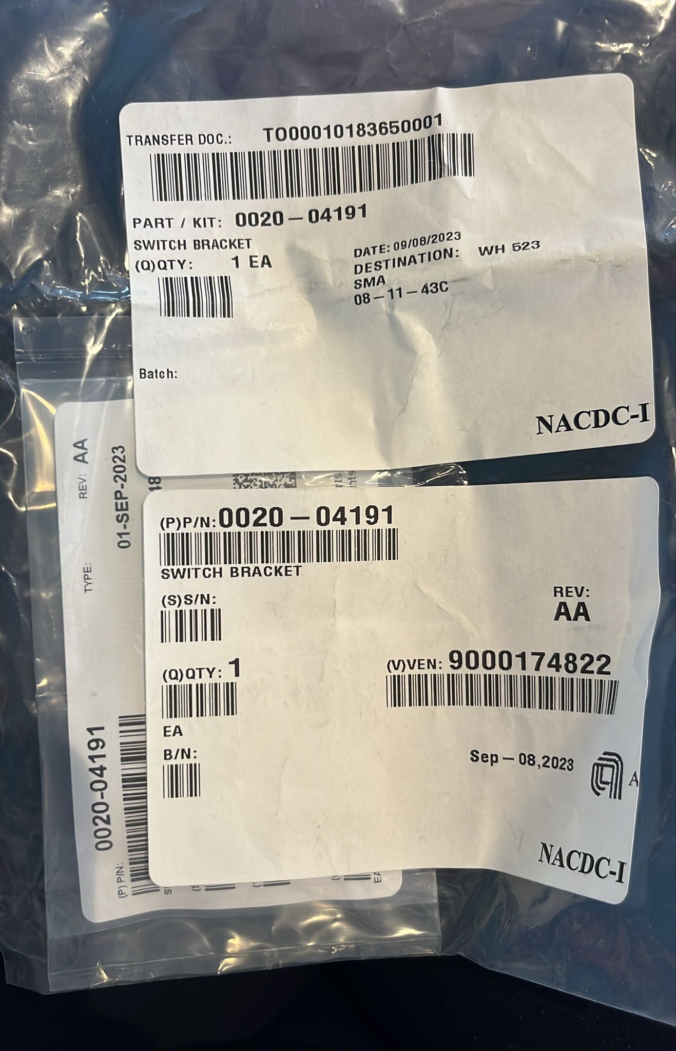 Used Applied Materials AMAT 0020-04191 INTERLOCK MOUNT BRACKET