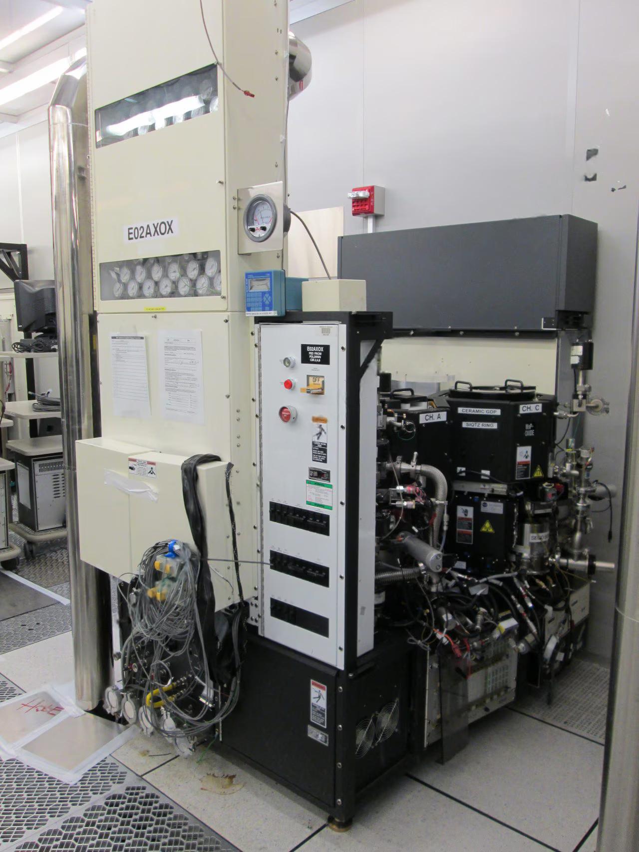 Used AMAT P-5000 Mark II MxP+ Poly