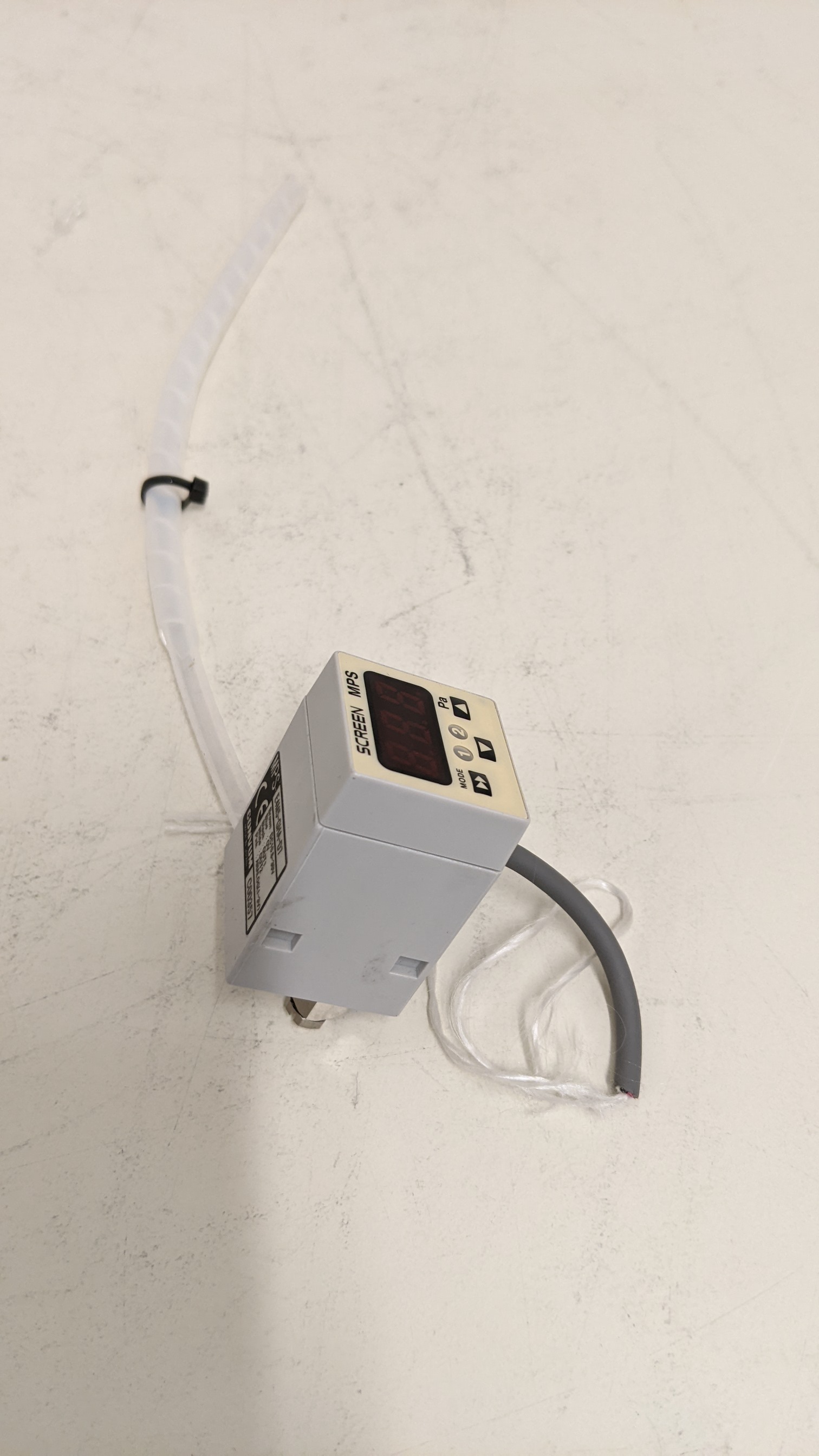 Used Screen CONVUM  Digital Vacuum Pressure Flow Sensor