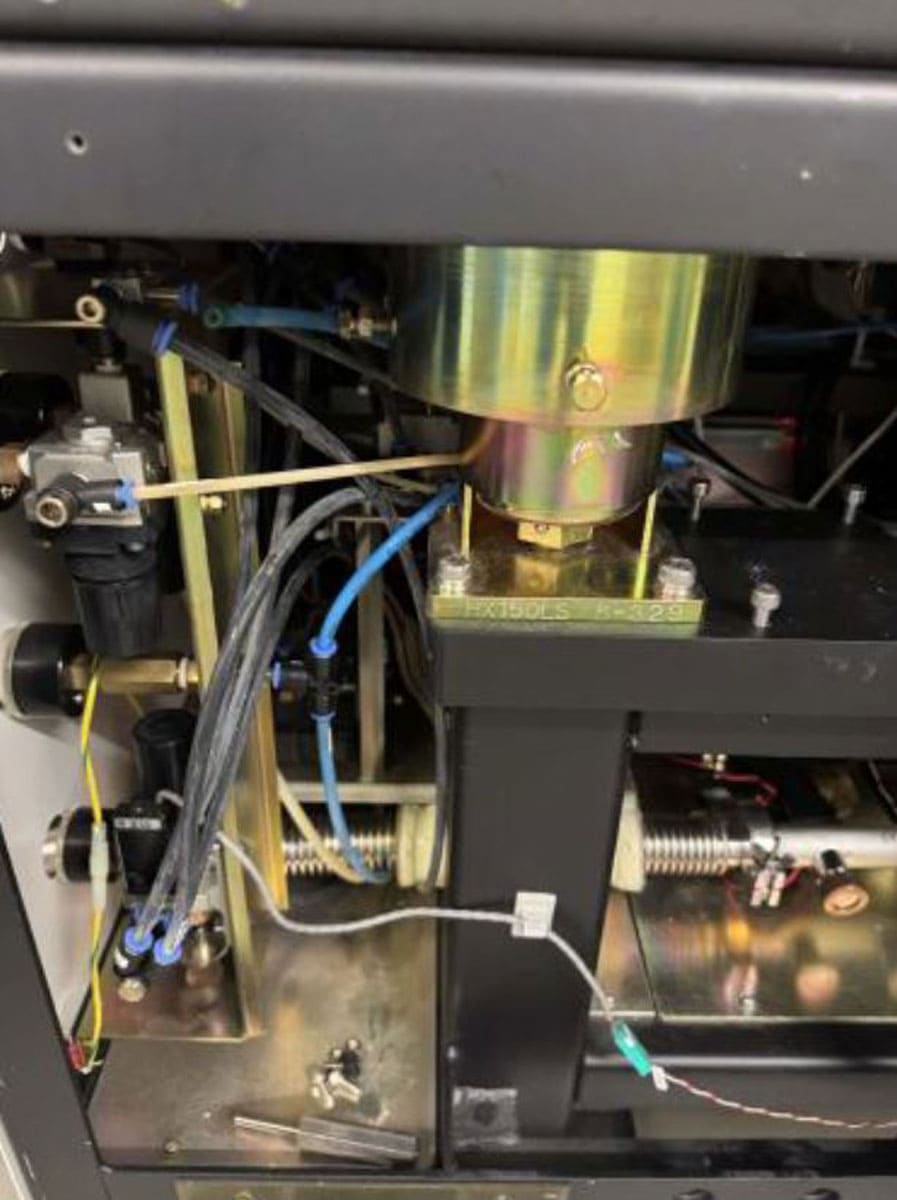 Used 996 Hitachi S-8820