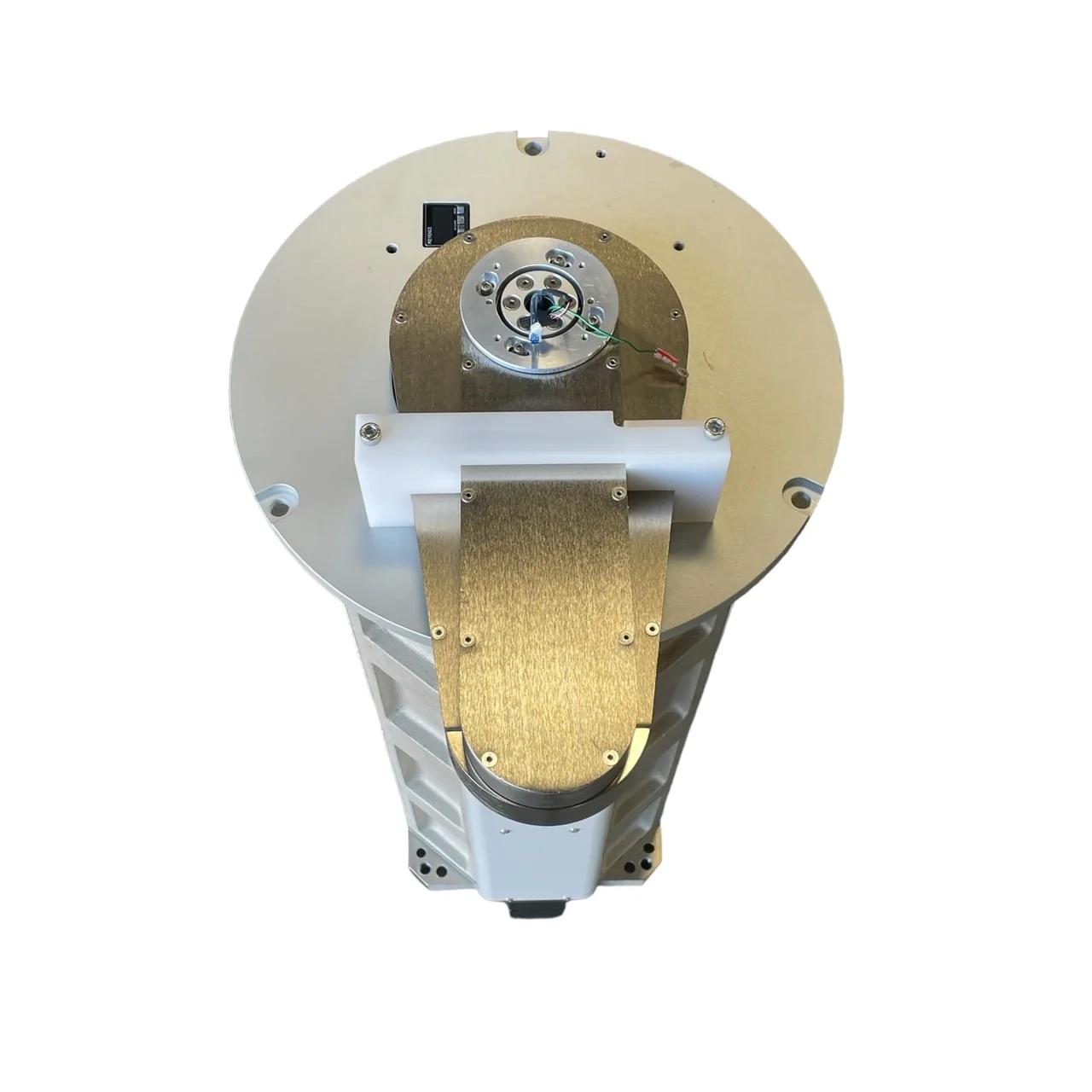 Used NOVELLUS 02-369996-00 TRANSFER ROBOT 79-368766-00