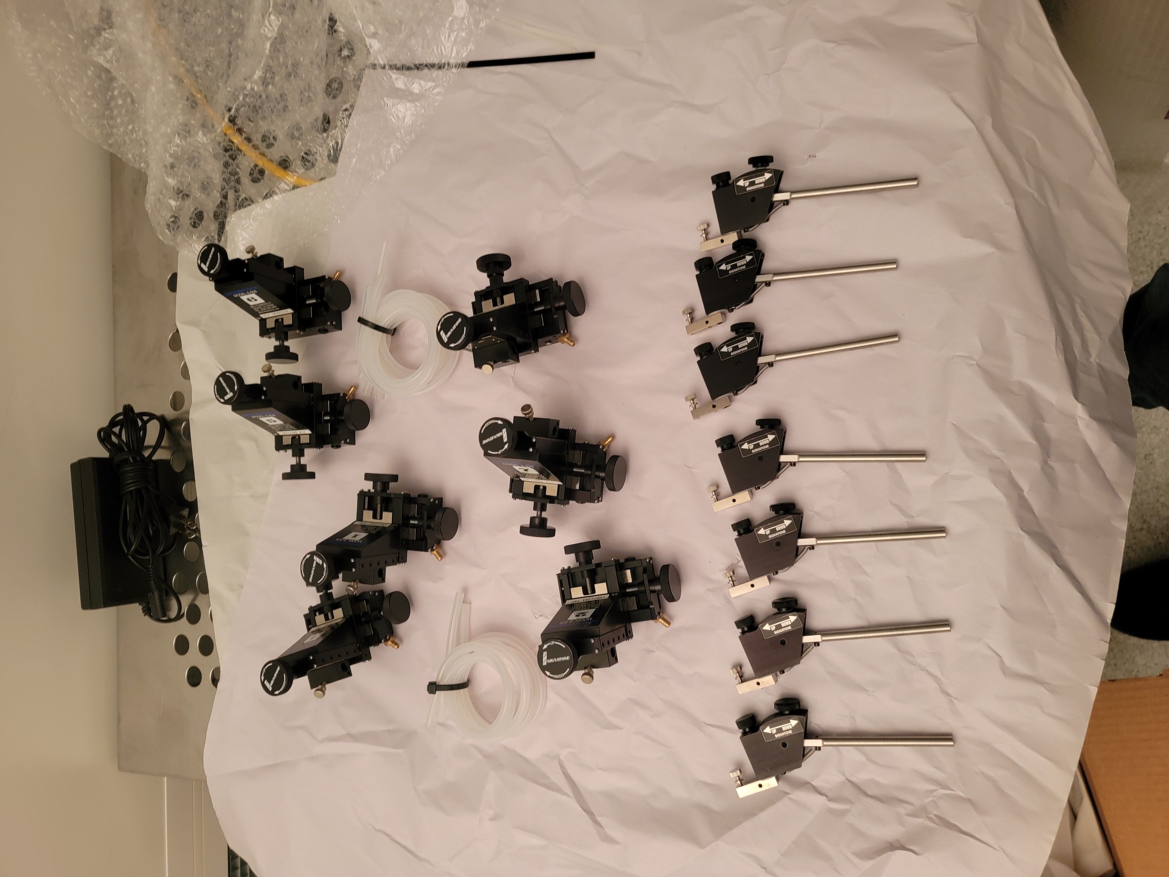 Used Signatone CM-465-22