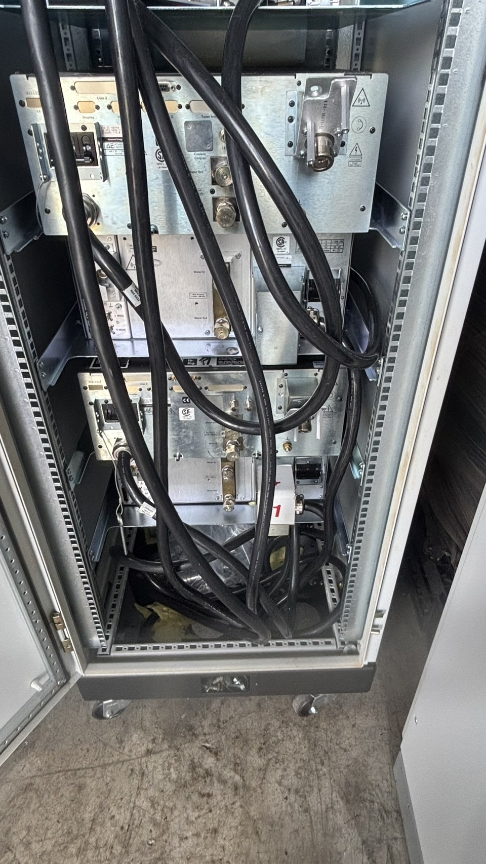 Used Novellus Inova XT 300mm PVD