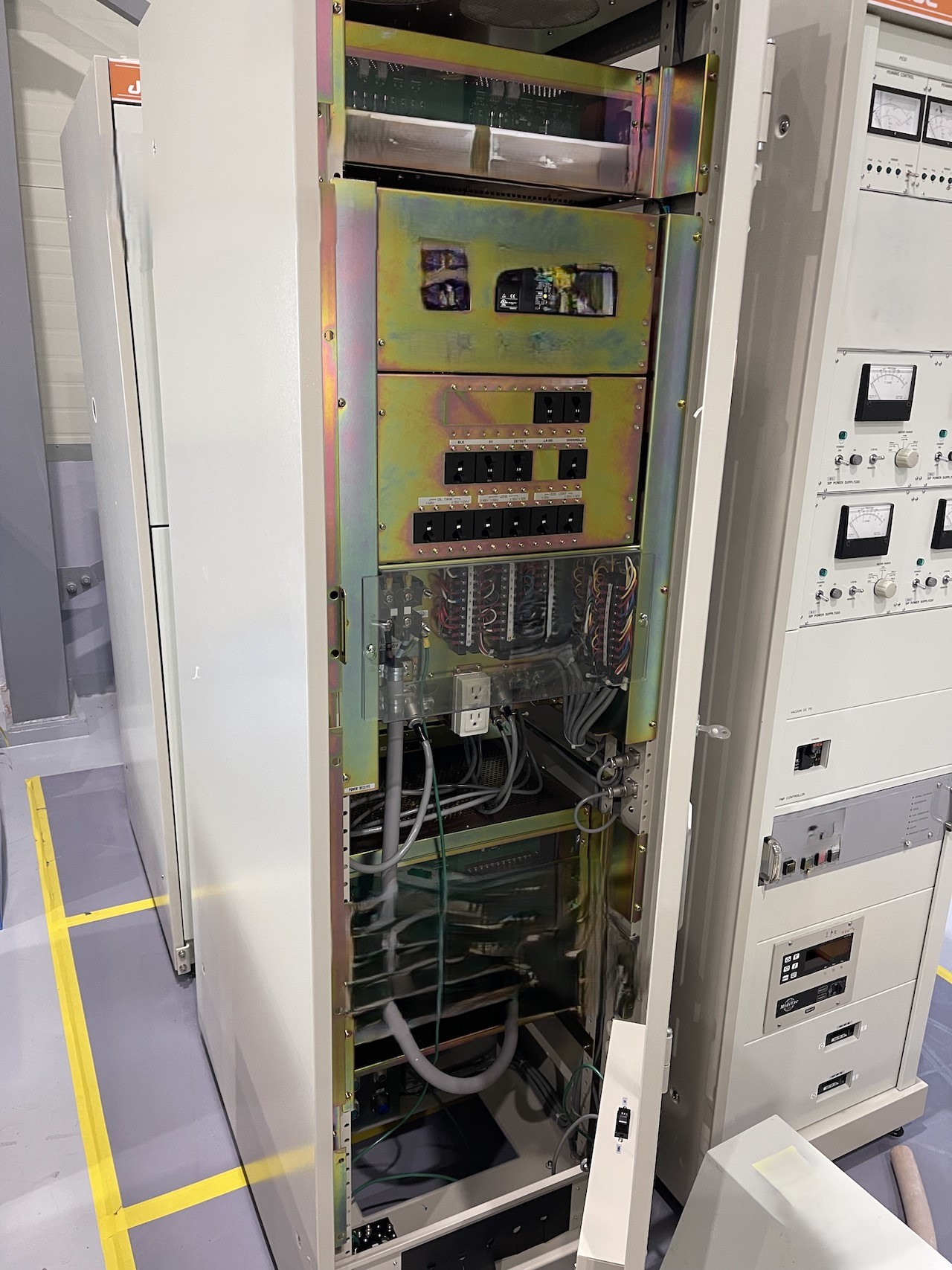 Used 2011 Jeol JBX 6000 FS/E