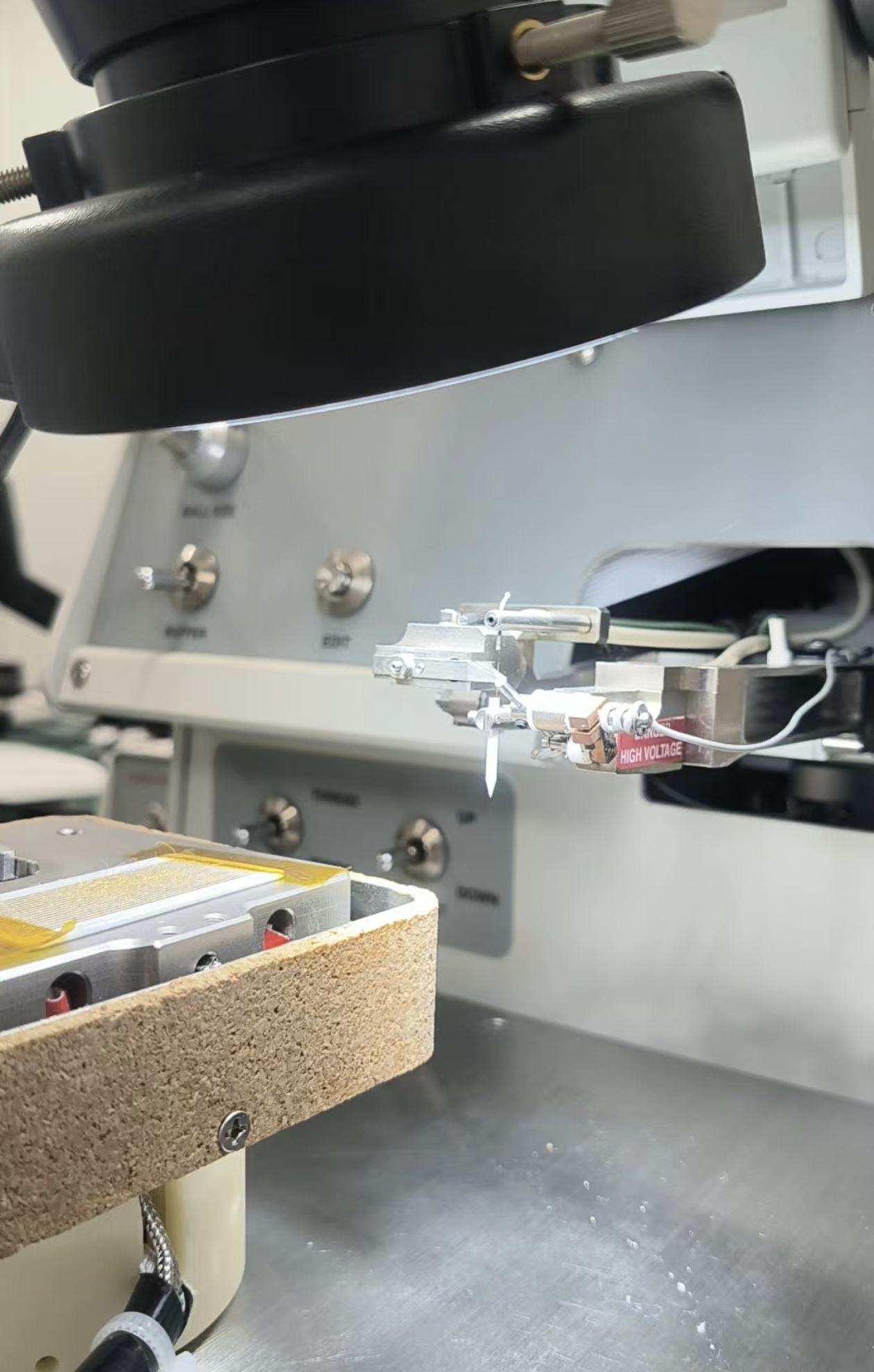 Used Westbond 7700D Bonder