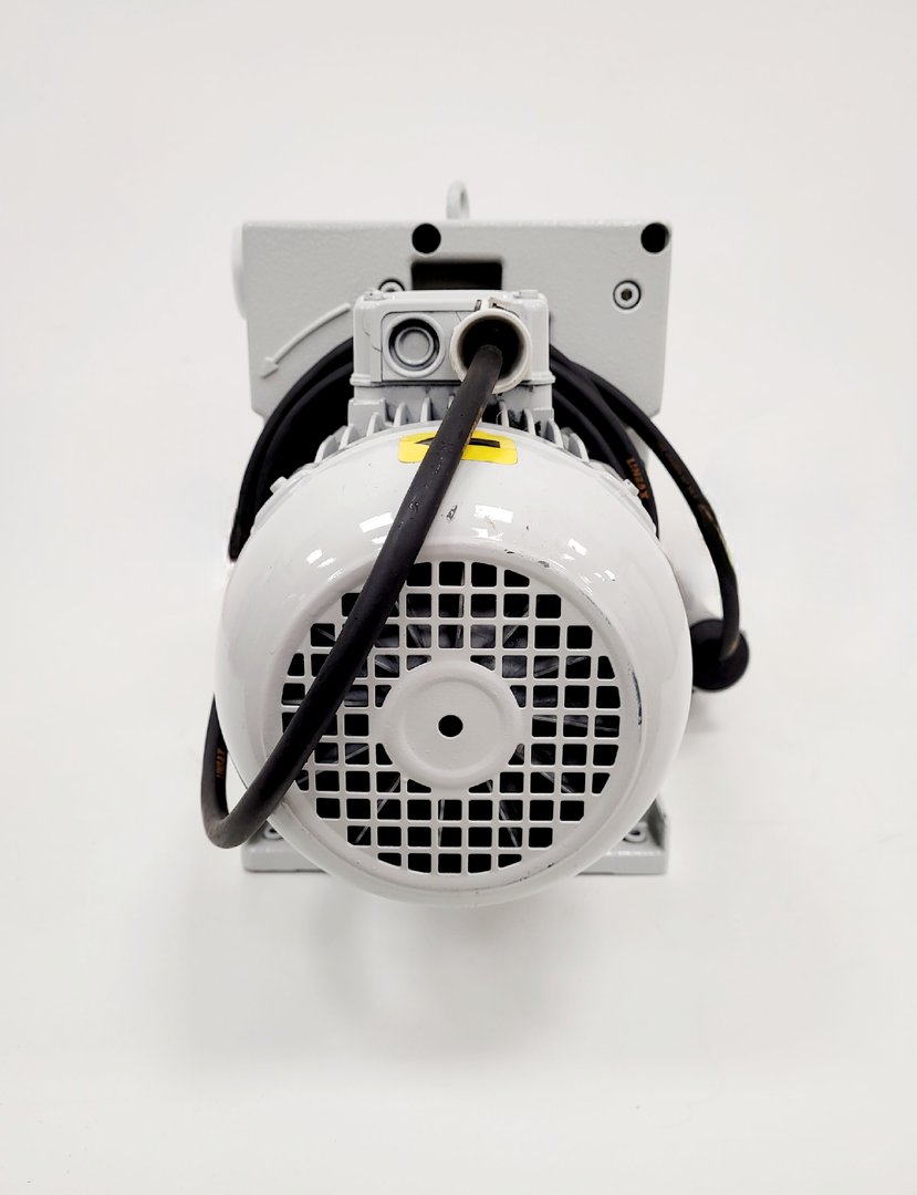 Used Leybold TRIVAC D40B Two Stage Three-Phase Vacuum Pump Lab