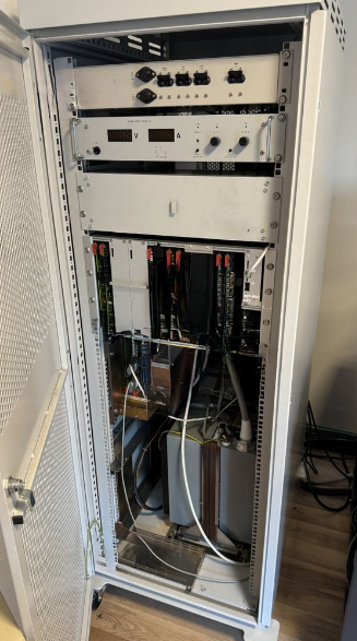 Used 2009 THERMOFISHER SCIENTIFIC / FEI / PHILIPS NOVA NANOSEM 230