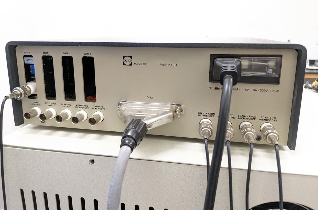 Used 1998 Hitachi S 5000 Field Emission Scanning Electron Microscope (FE-SEM)