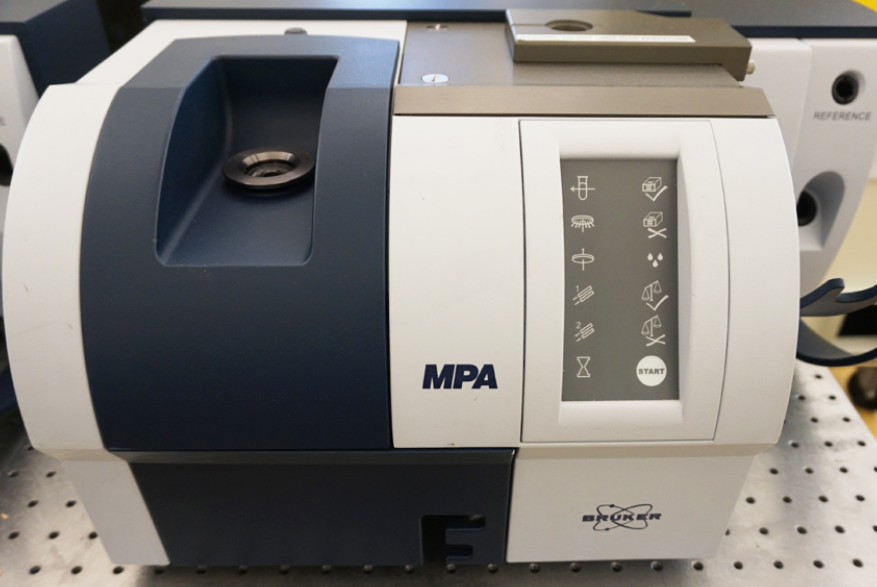Used Bruker MPA FT-NIR with probe