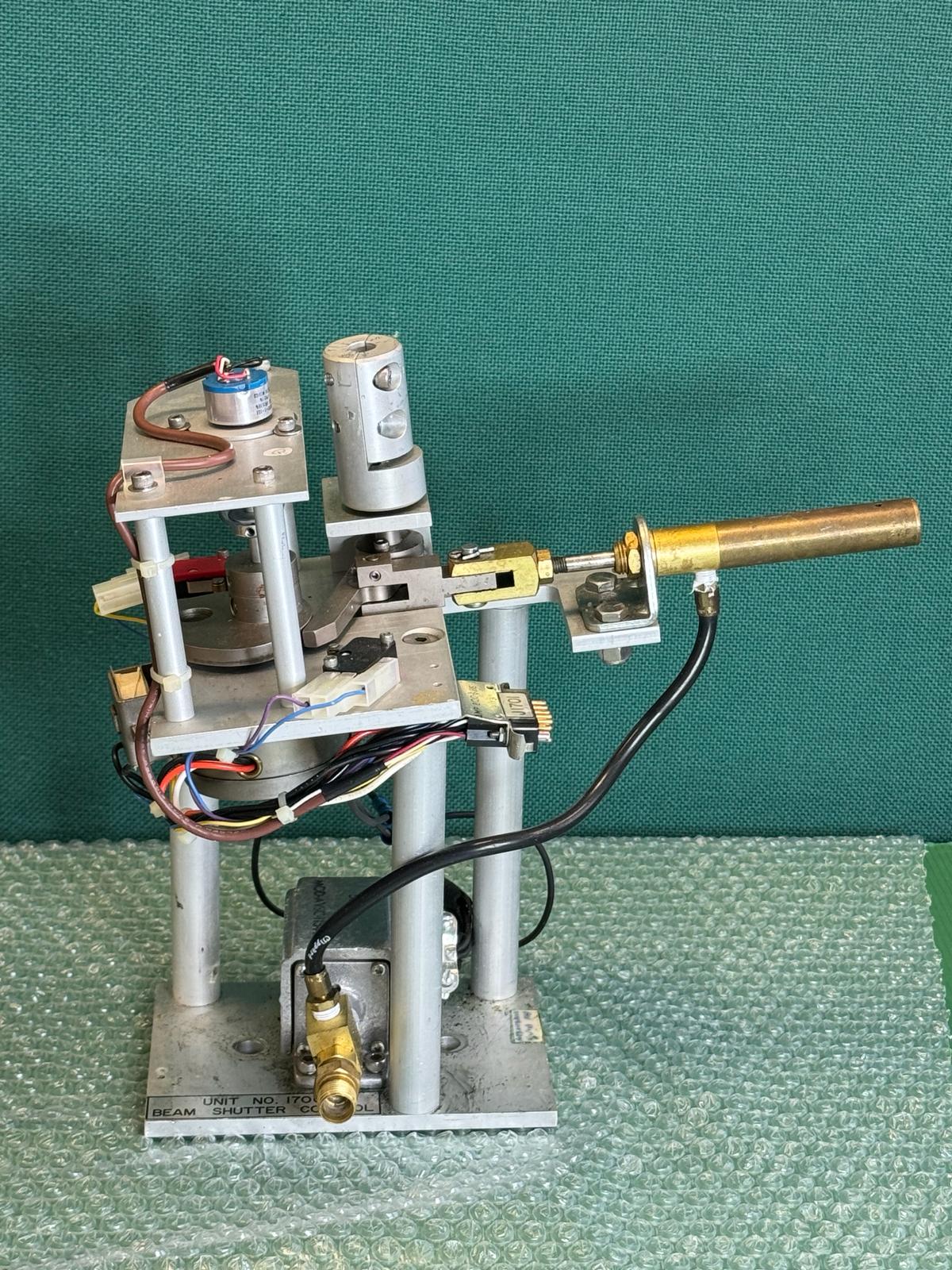 Used Eaton Nova beam Shutter controller 0141-0021-0001