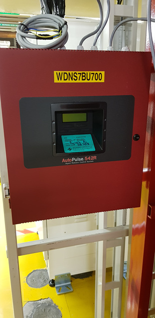 Used 2008 DNS Dainippon Screen SU3000 12 Inches 4 Chambers Wet Station