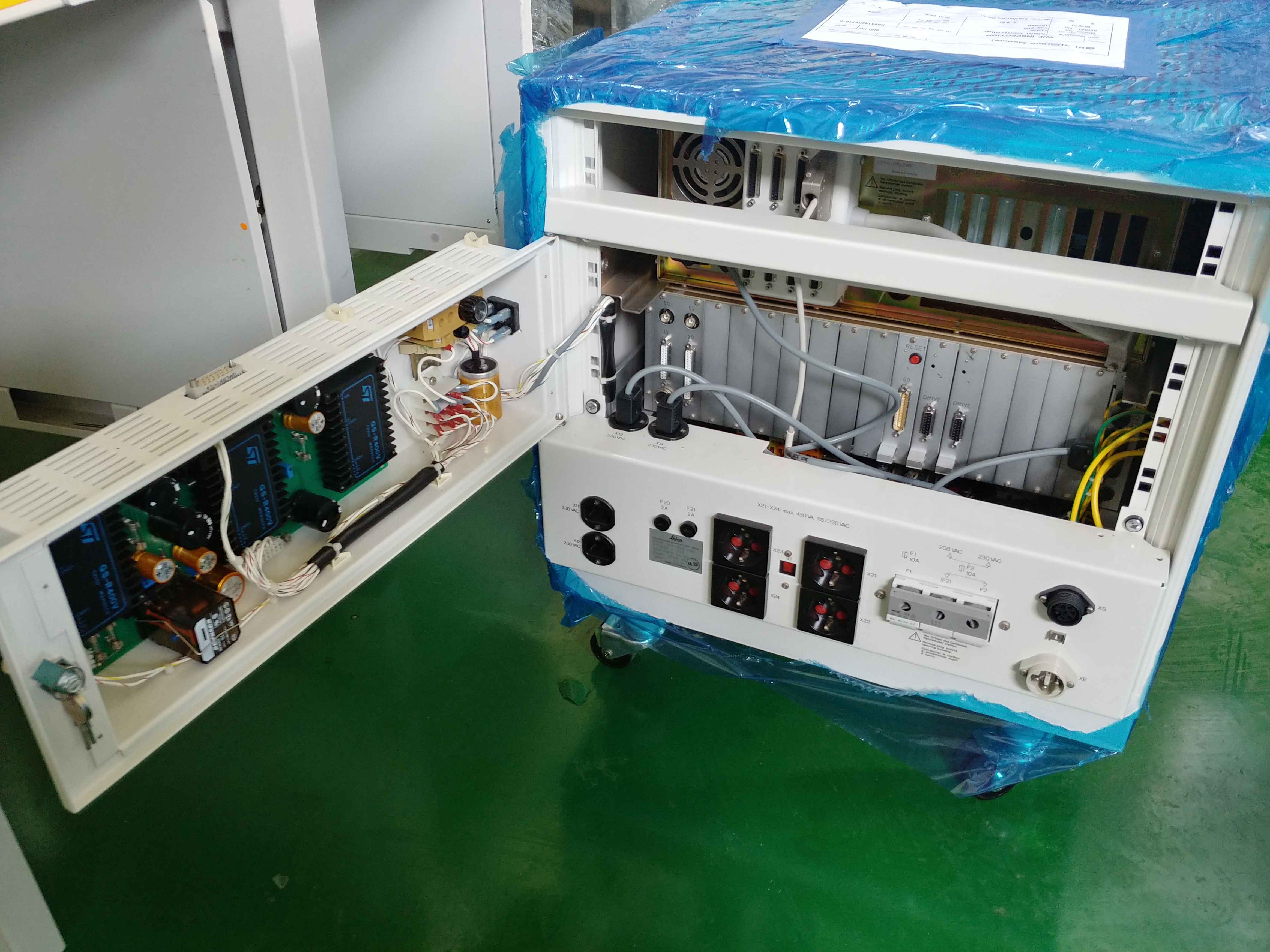 Used Leica MIS-200 FOR PARTS