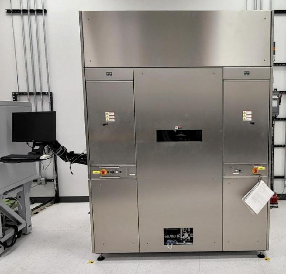 Used 2011 Bruker D8 Fabline