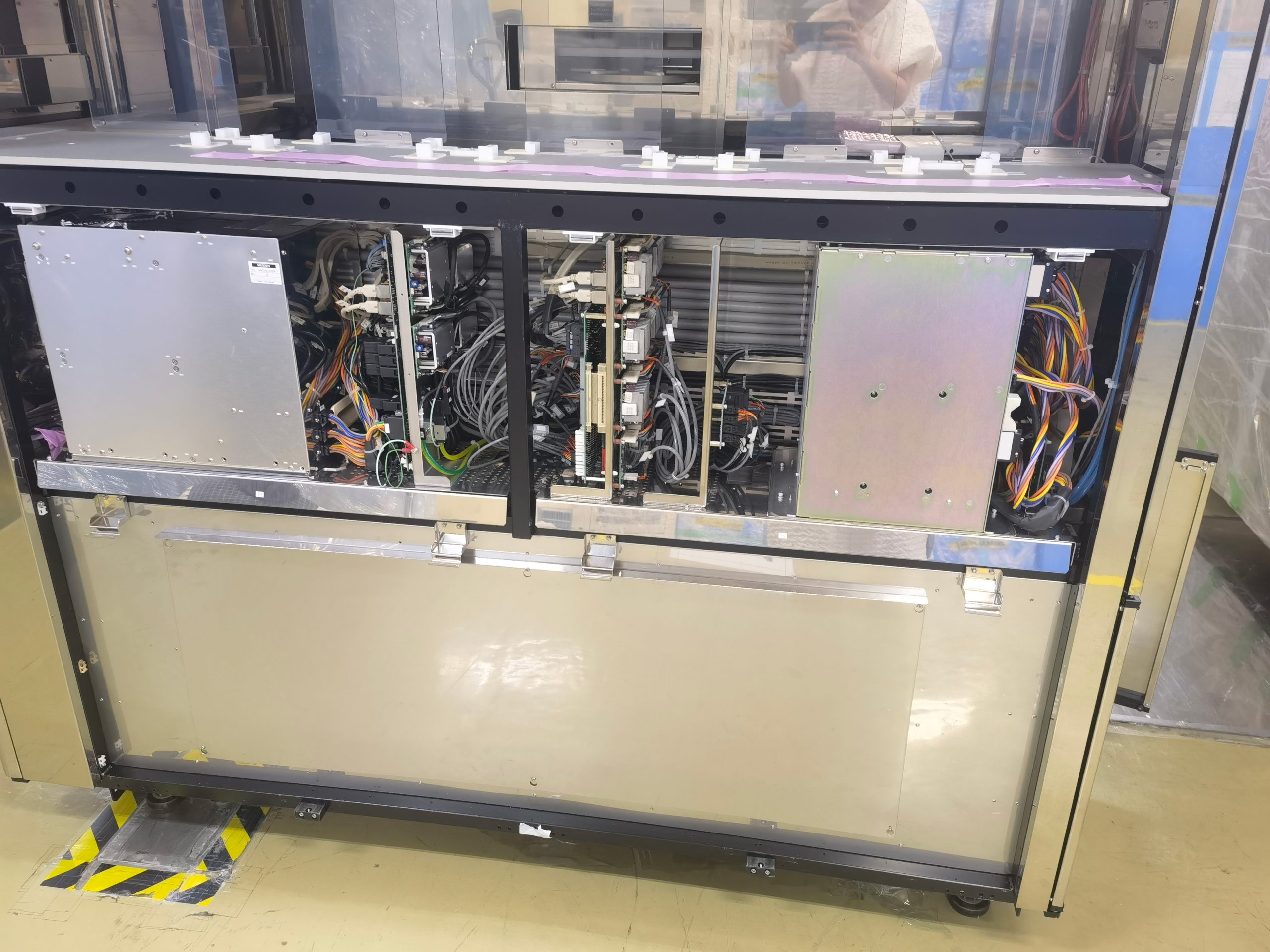 Used 2000 TEL Act 8 Coater / Developer