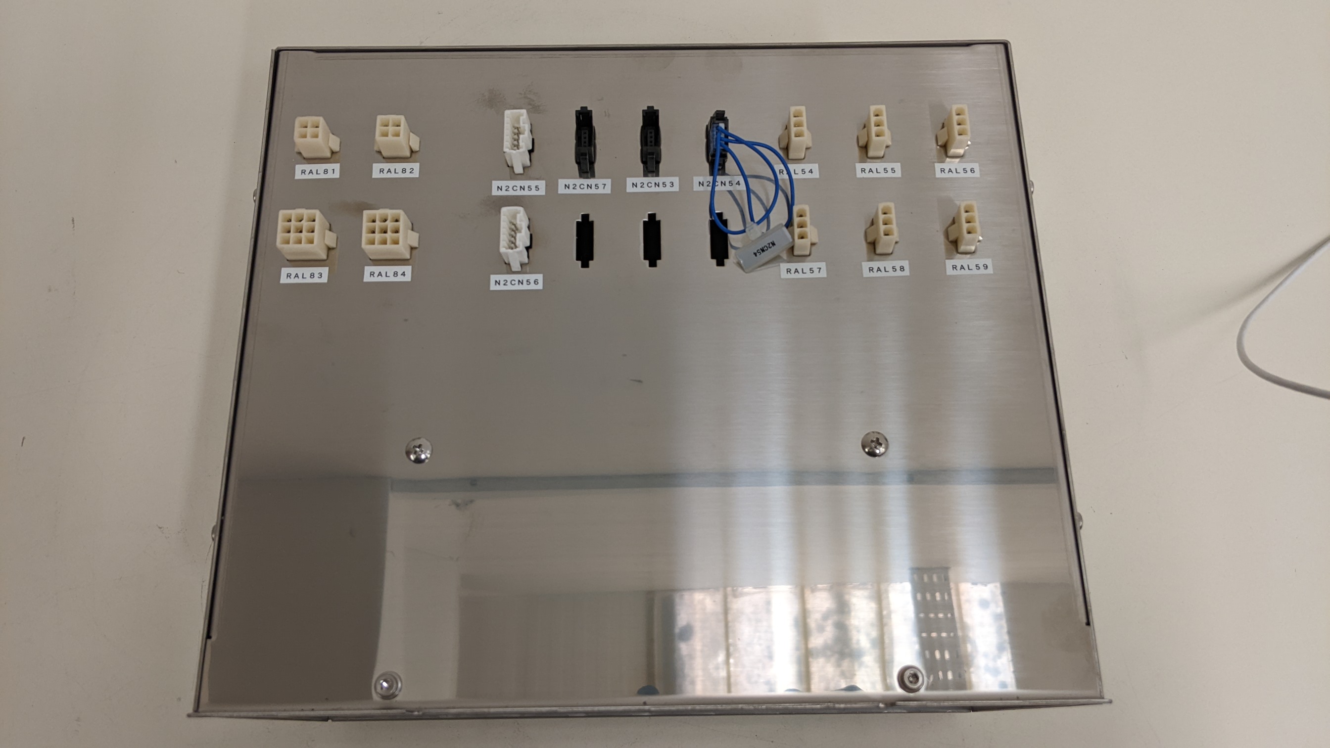 Used DAINIPPON SCREEN MFG CO LTD 2VCB0761 Power Box