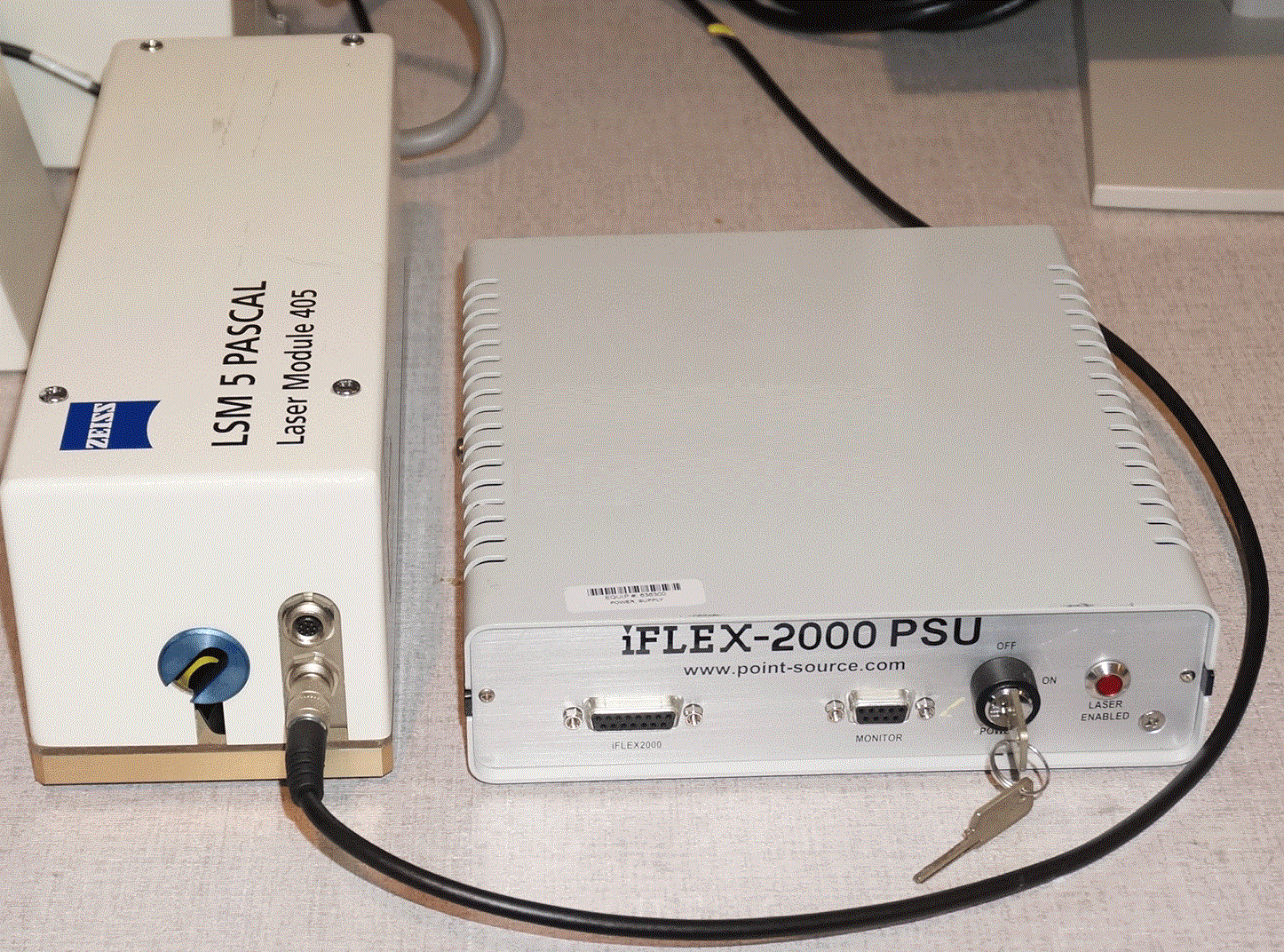 Used 2003 Zeiss LSM Pascal 5 Confocal Laser Scanning Microscope- VarioTwo UGB