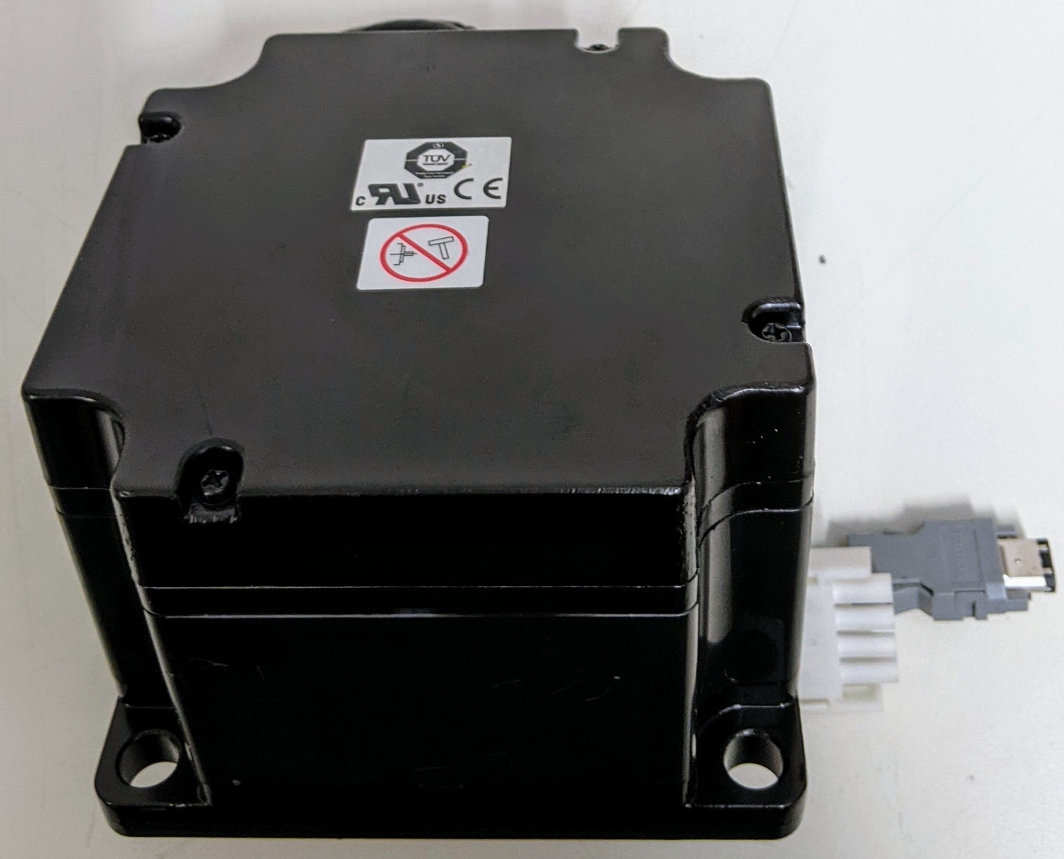 Used SERVO PACK MOTOR REPLACE SU38