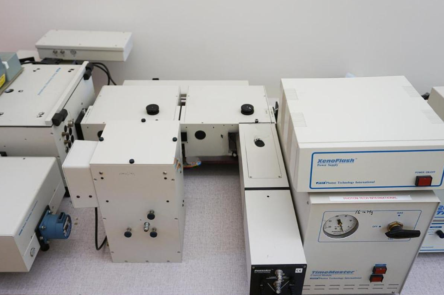 Used PTI Photon Technology  TM-2/2003 Fluorescence Spectrometer