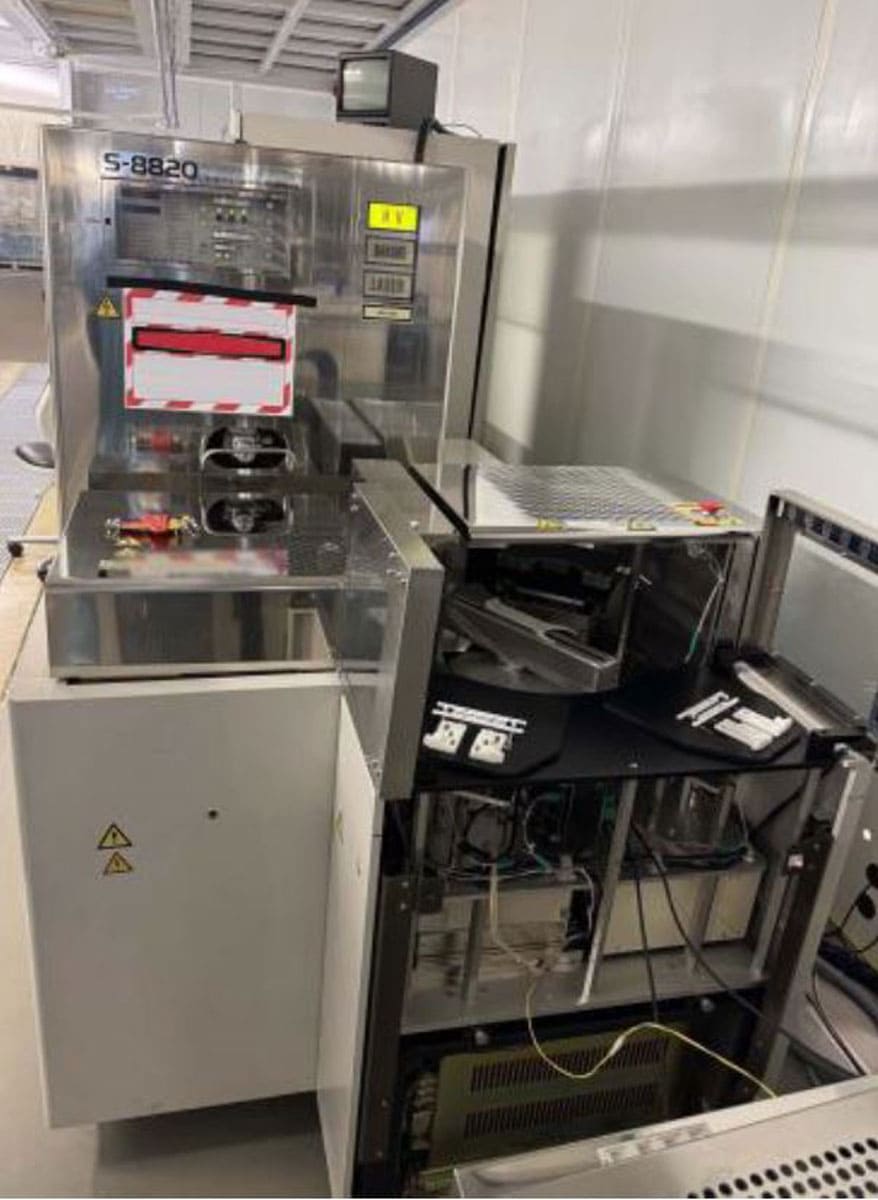 Used 996 Hitachi S-8820