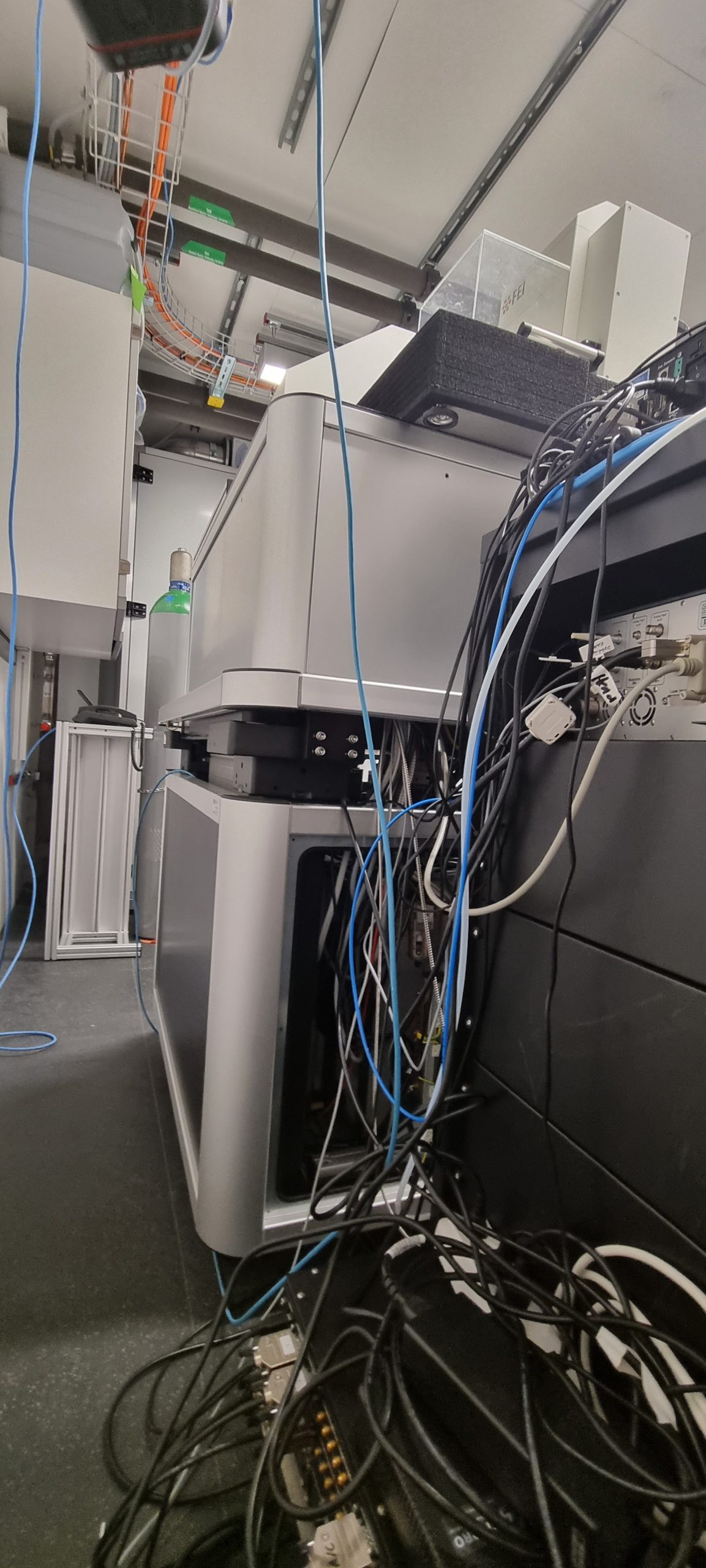 Used FEI CorrSight Fully Automated Correlative Fluorescence Light Microscope System