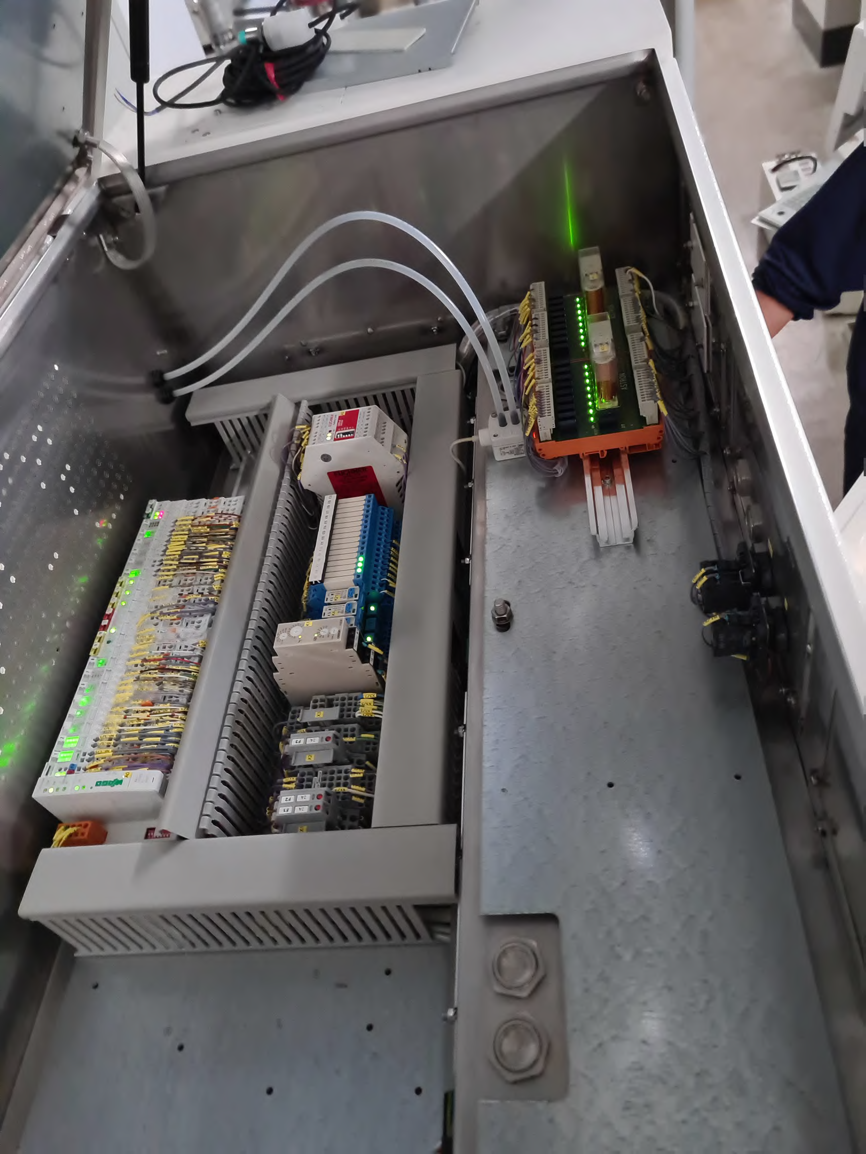 Used 2012 LAM Research Corp. SEZ 323