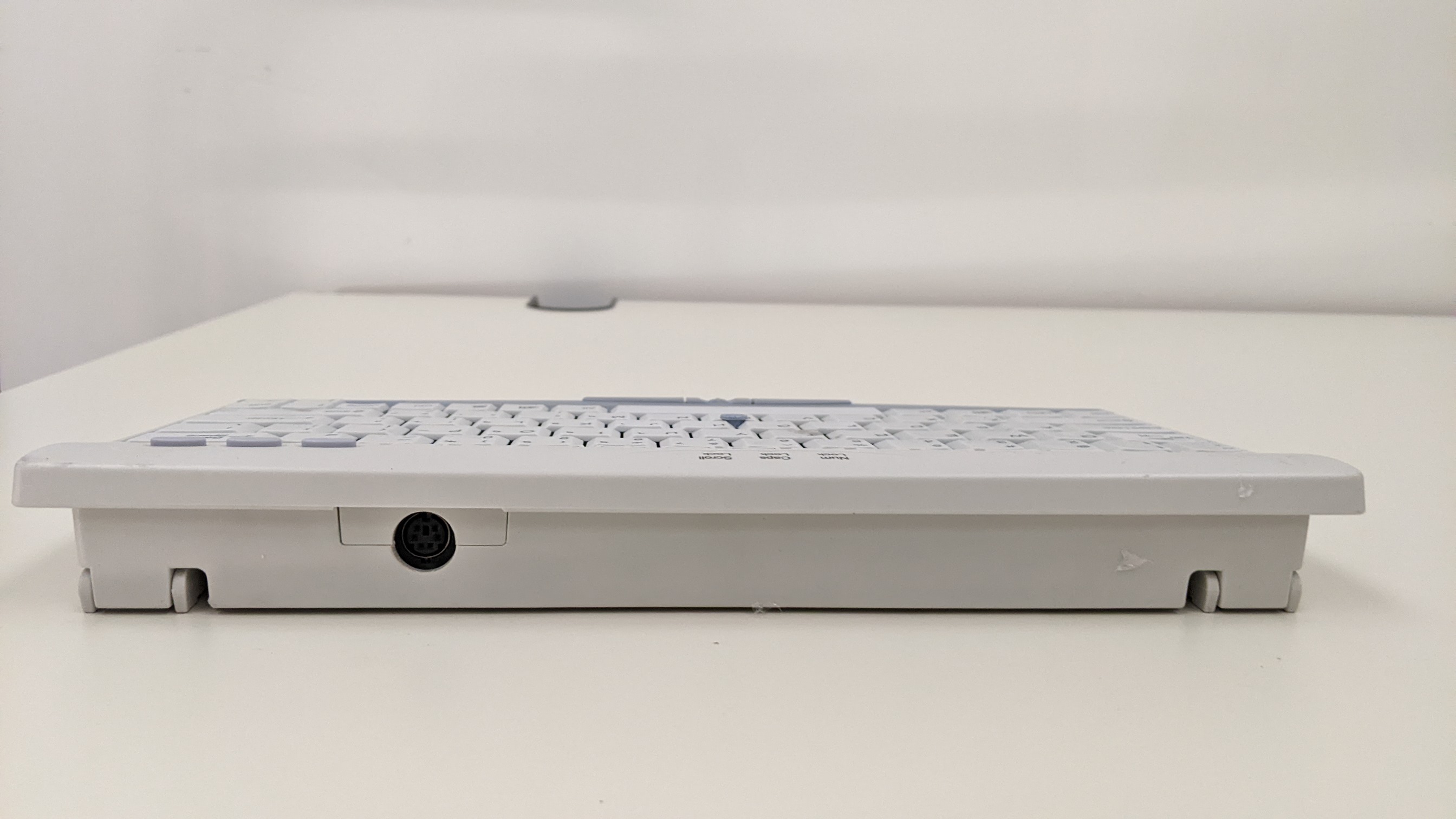 Used Plat' Home Co., Ltd. Oki Electric Technology (Kunshan) Co., Ltd. Mini Keyboard III -R