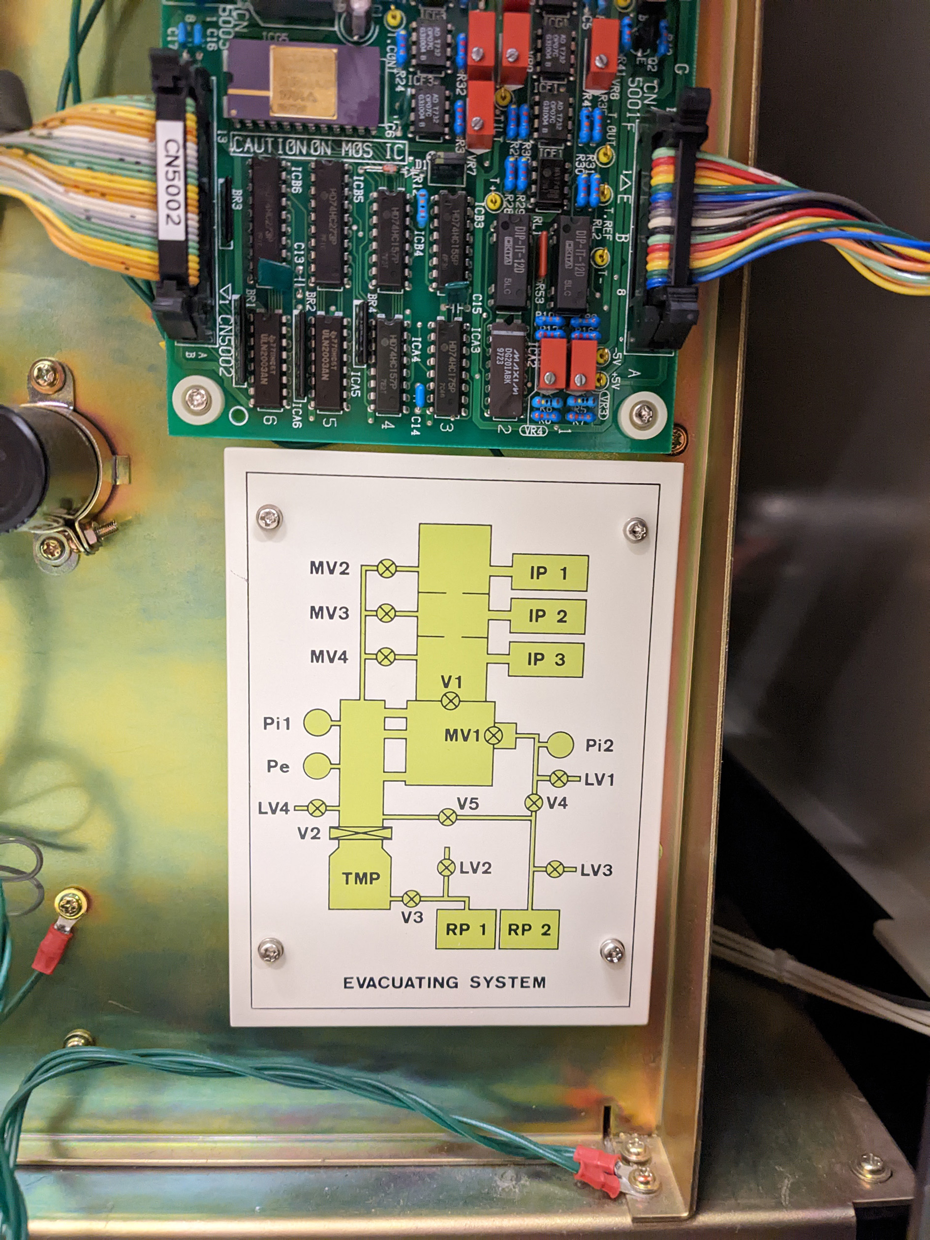 Used 1998 Hitachi S 5000 Field Emission Scanning Electron Microscope (FE-SEM)