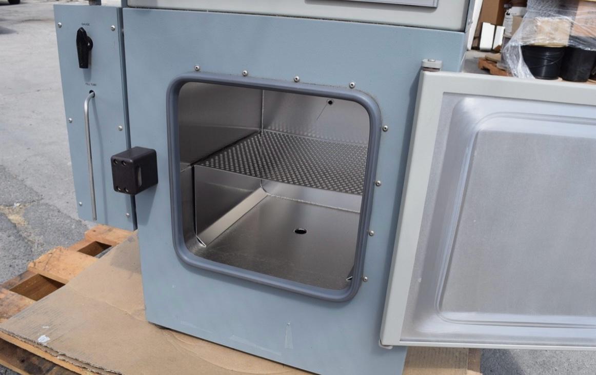 YES Yield ENG 310-TA HMDS vacuum cure Semiconductor Wafer substrate Coating