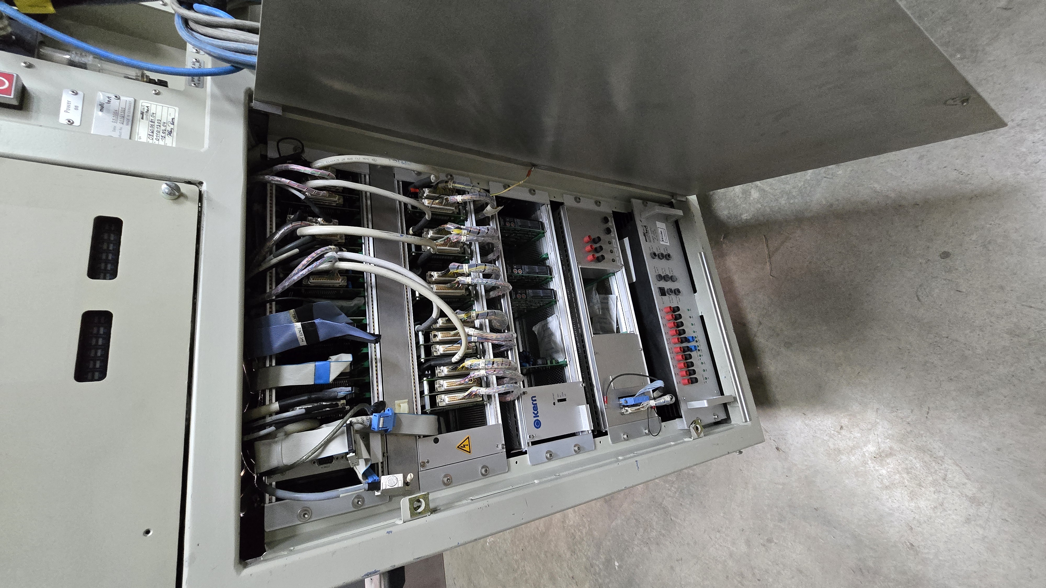 Used Multitest MT-9320 Test Handler