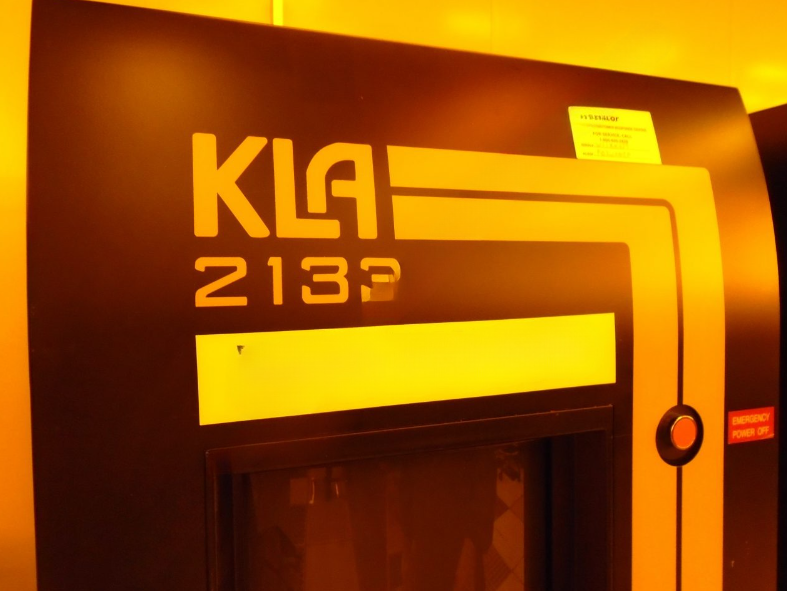 Used 1994 KLA-Tencor KLA 2133