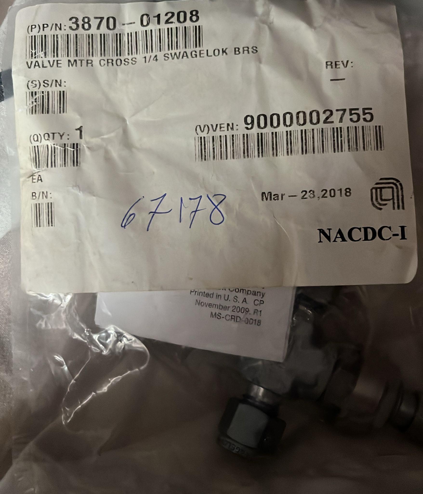 Used APPLIED MATERIALS 3870-01208 VALVE MTR CROSS 1/4 SW
