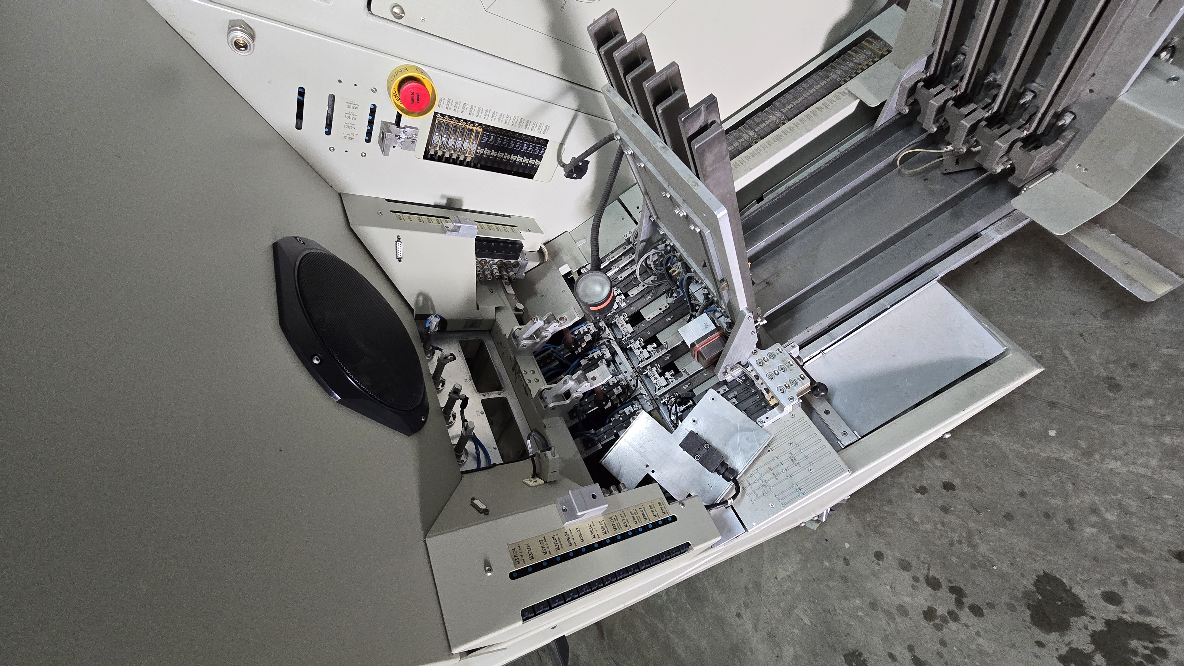 Used Multitest MT-9320 Test Handler