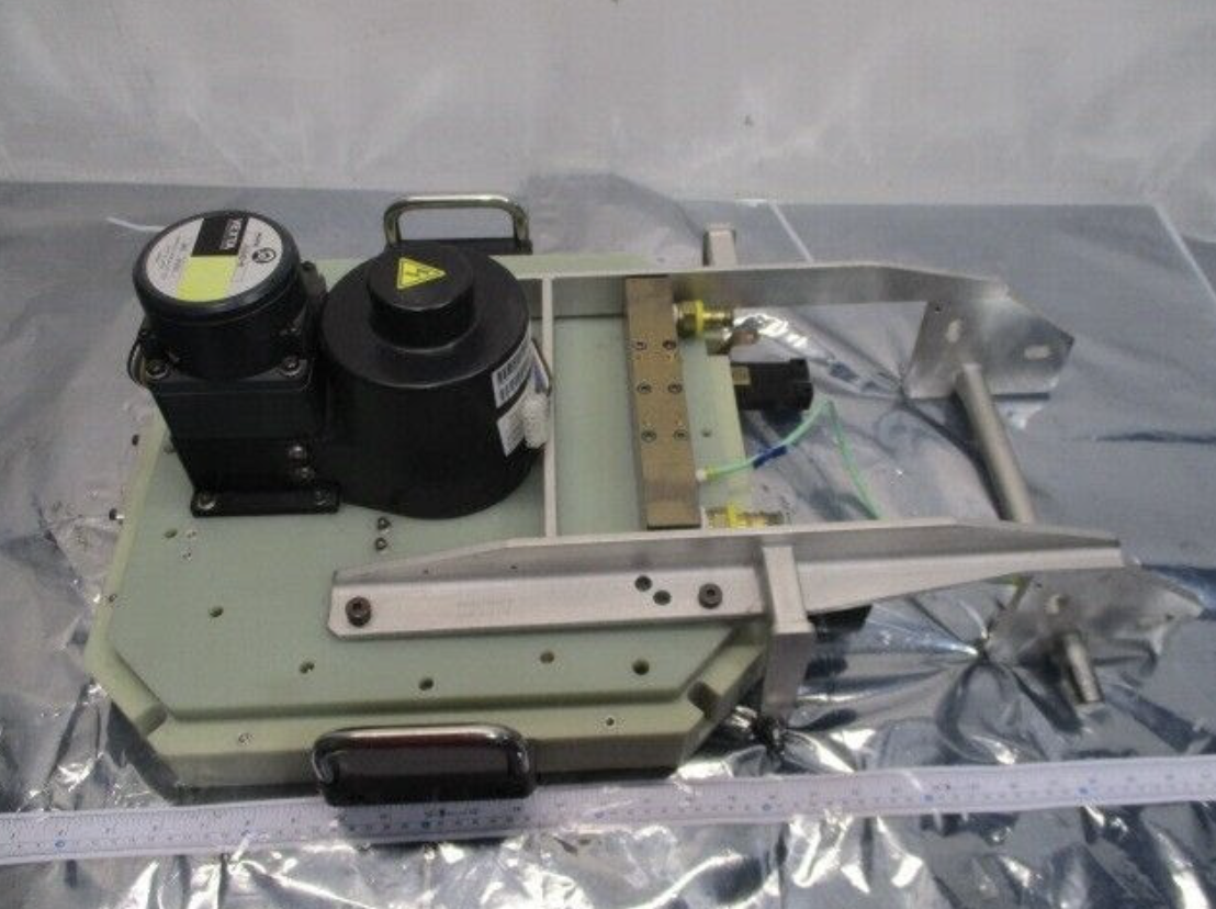 Used AMAT 0010-76385 CHAMBER LID 11.3" Source Assy PVD, 0010-20224 AL Magnet, 106867