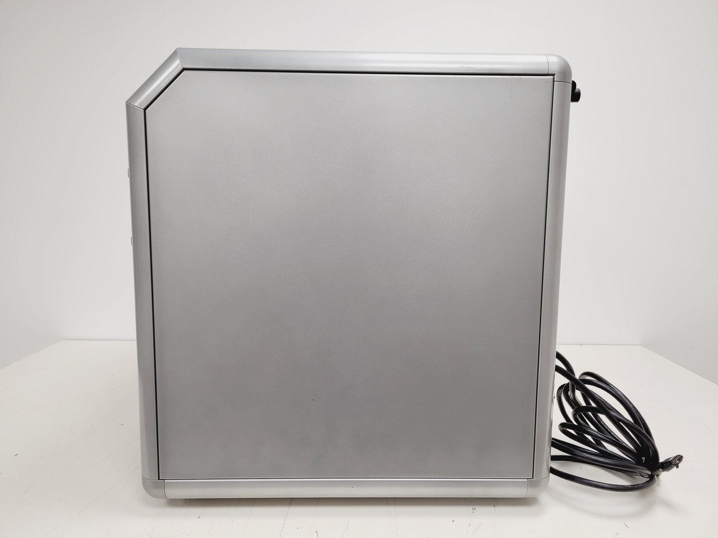 Used amnis Amnis ImageStream XMk II Imaging Cell Sorter / Counter Lab Luminex